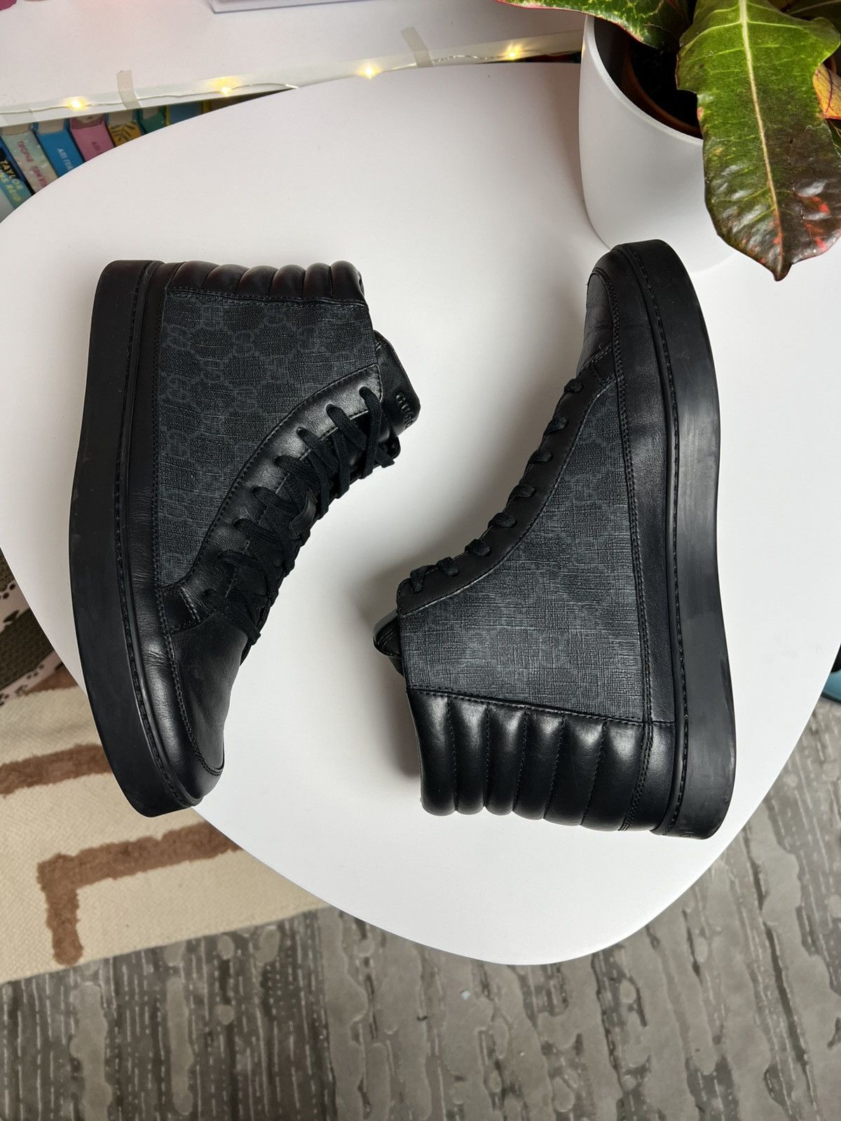 Gucci Gucci gg monogram hi-top sneakers clean luxury shoes Size US 9 / EU 42 - 3 Thumbnail