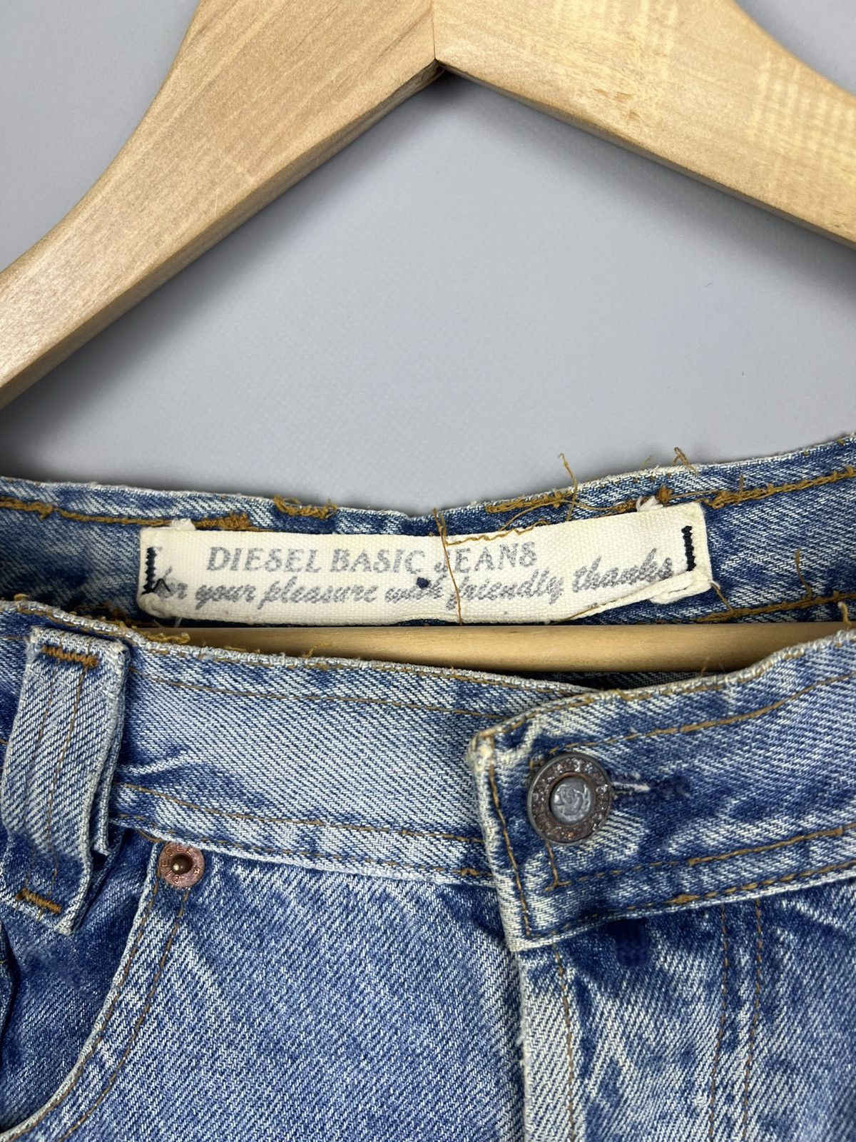 Diesel W34 Diesel New World Basics Vintage Jeans Distressed Mom Size US 34 / EU 50 - 11 Thumbnail