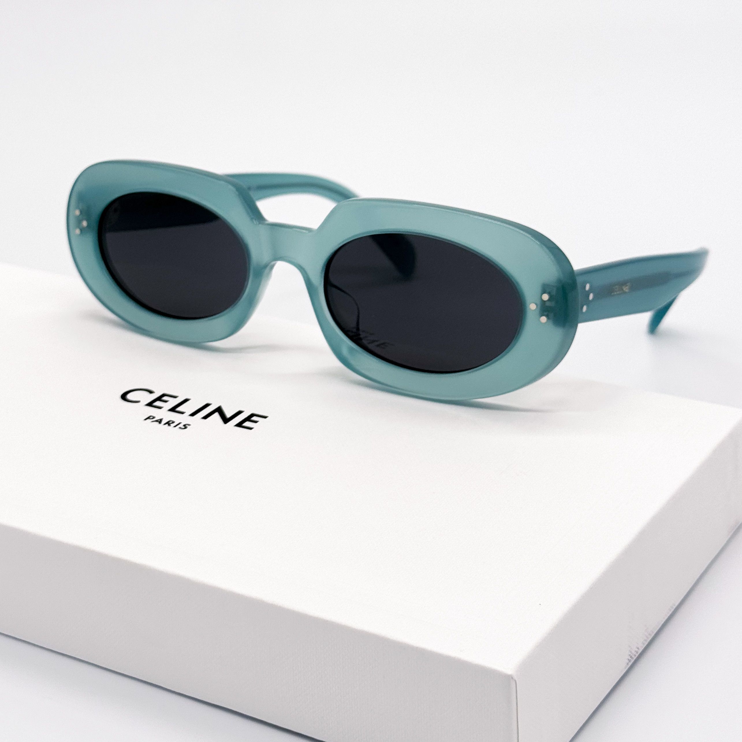 Celine NEW CELINE CL40276U 93N SHINY LIGHT GREEN WOMEN SUNGLASSES Size ONE SIZE - 1 Thumbnail