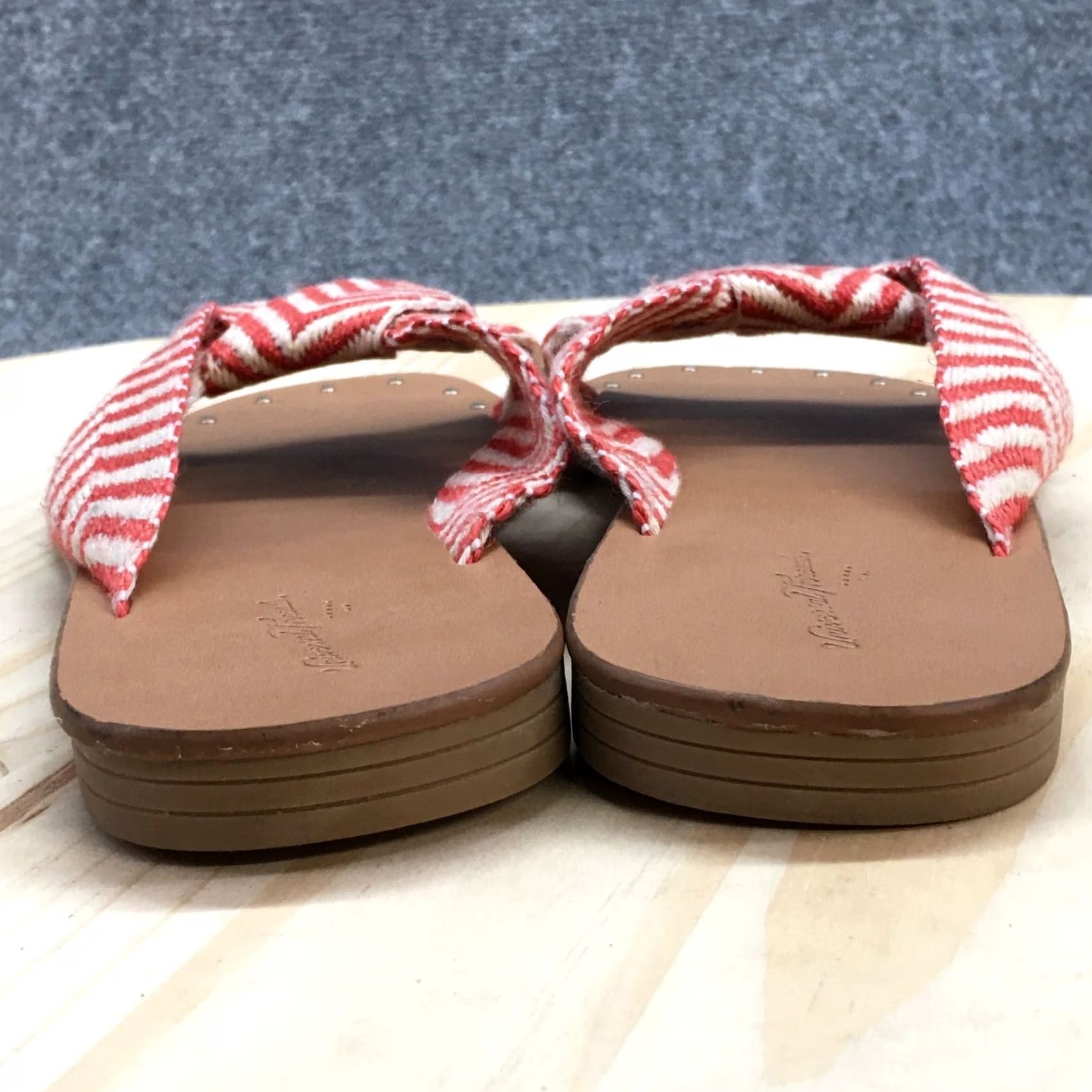 Vintage Universal Thread Sandals Womens 8.5 Chevron Print Knot Slide Flats Red Size US 9 / IT 39 - 7 Thumbnail