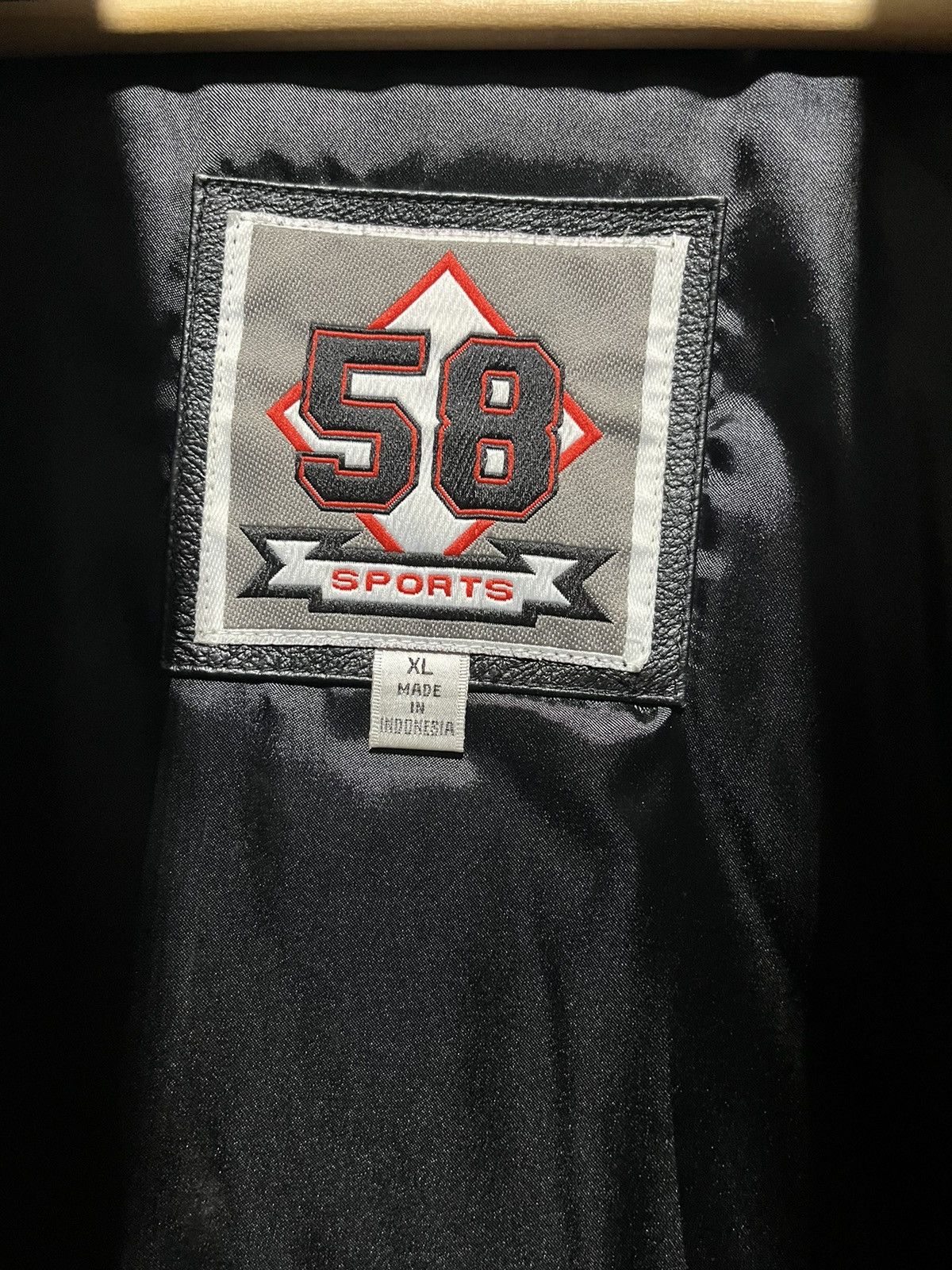 MLB × Vintage Crazy Vintage 90s Cleveland Indians MLB Leather Jacket RARE Size US XL / EU 56 / 4 - 11 Thumbnail