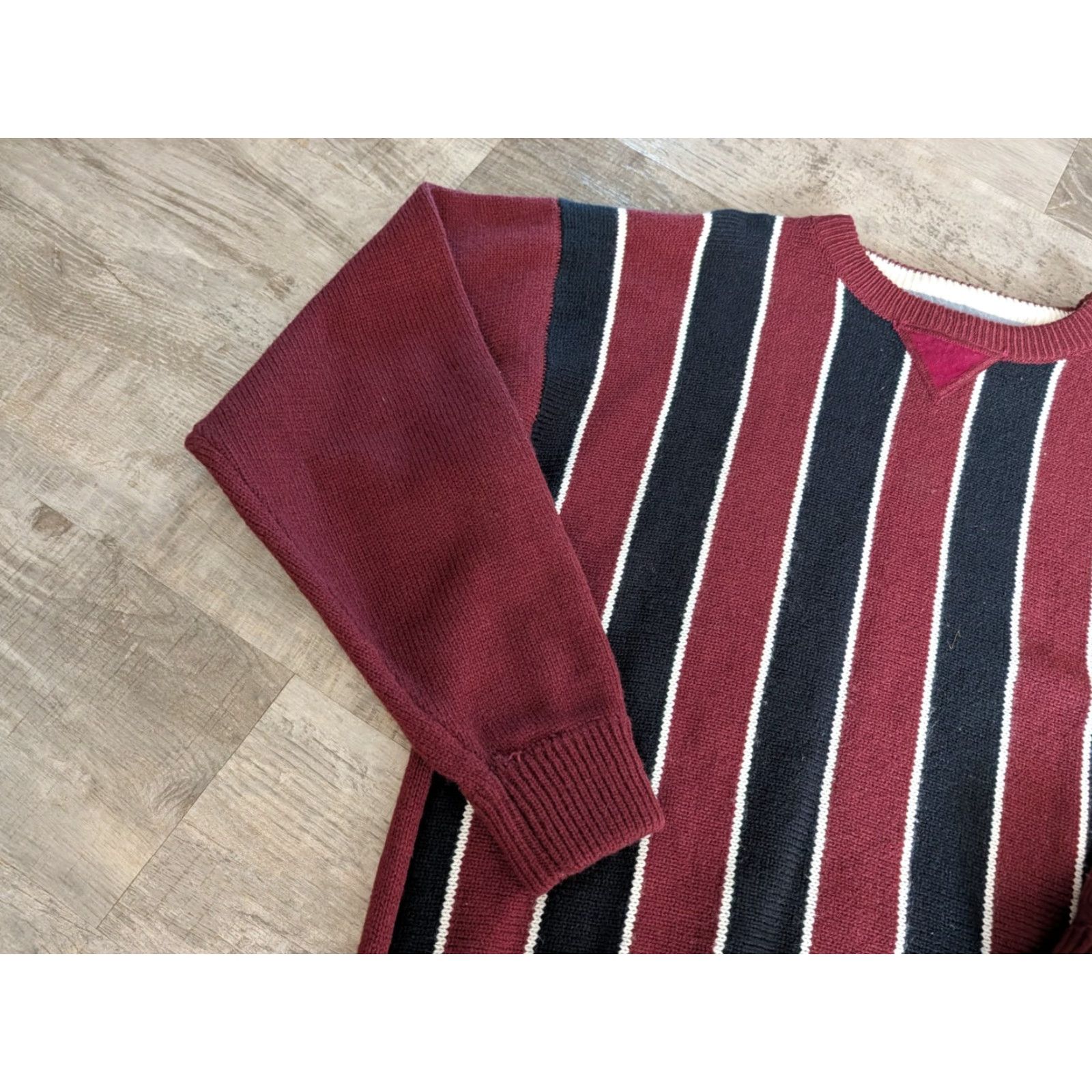 Vintage VINTAGE Gitano Striped Crew Neck Sweater Mens Size M Burgundy Black Long Sleeve 80s 90s Classic Size US M / EU 48-50 / 2 - 3 Thumbnail