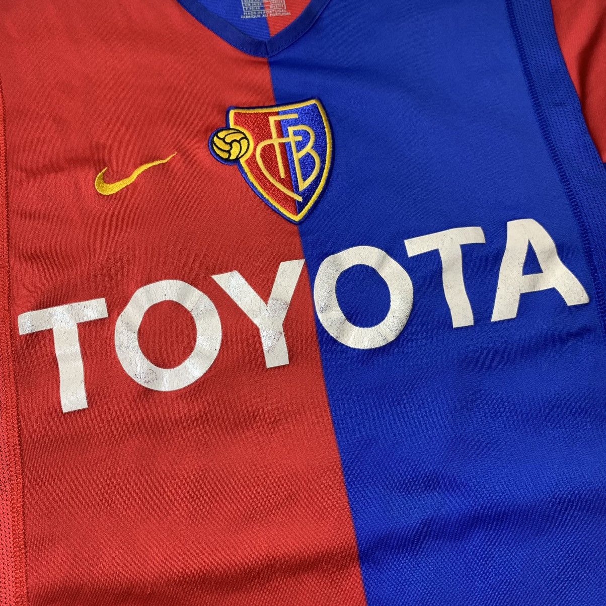Vintage Vintage Nike Basel 2002 Blockcore Football Jersey Jimmy Size US XS / EU 42 / 0 - 5 Thumbnail
