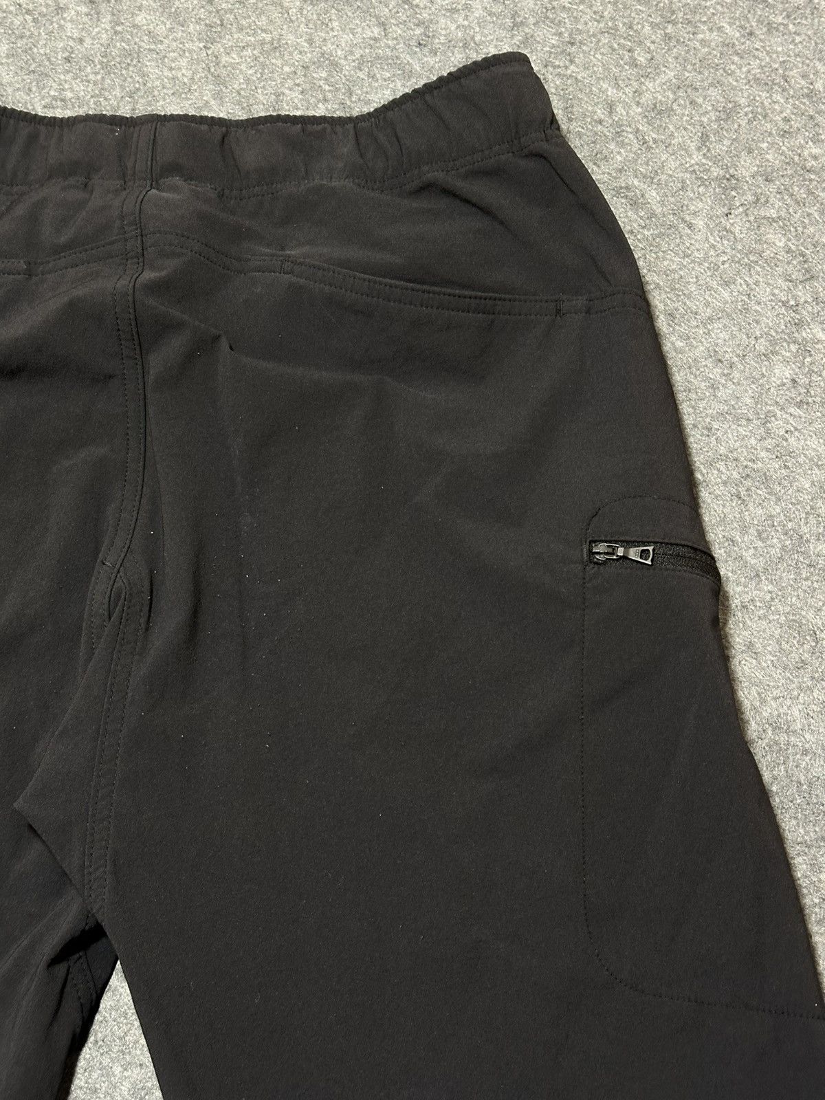 PEARL iZUMi Pearl Izumi cycling shorts with a liner. Size US 34 / EU 50 - 6 Thumbnail