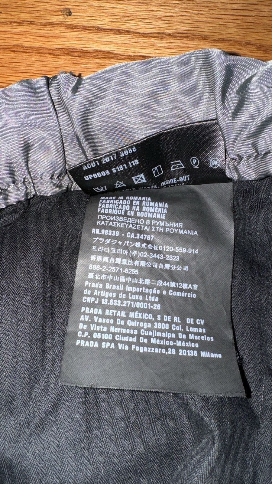 Prada Prada Garbadine Nylon Trousers Size US 34 / EU 50 - 7 Thumbnail