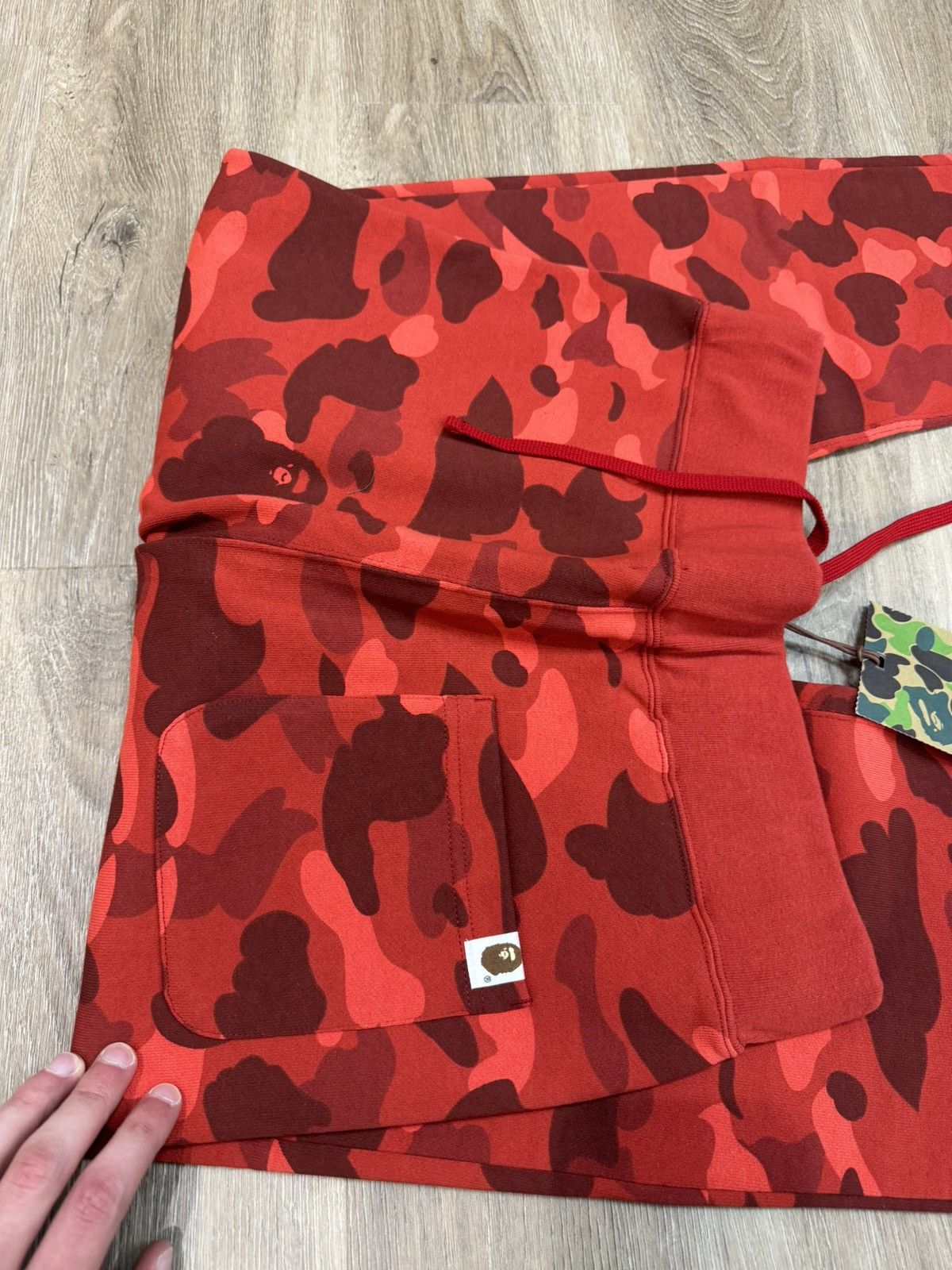 Bape Bape Red Camo Tiger Sweatpants XL Size US 36 / EU 52 - 3 Thumbnail