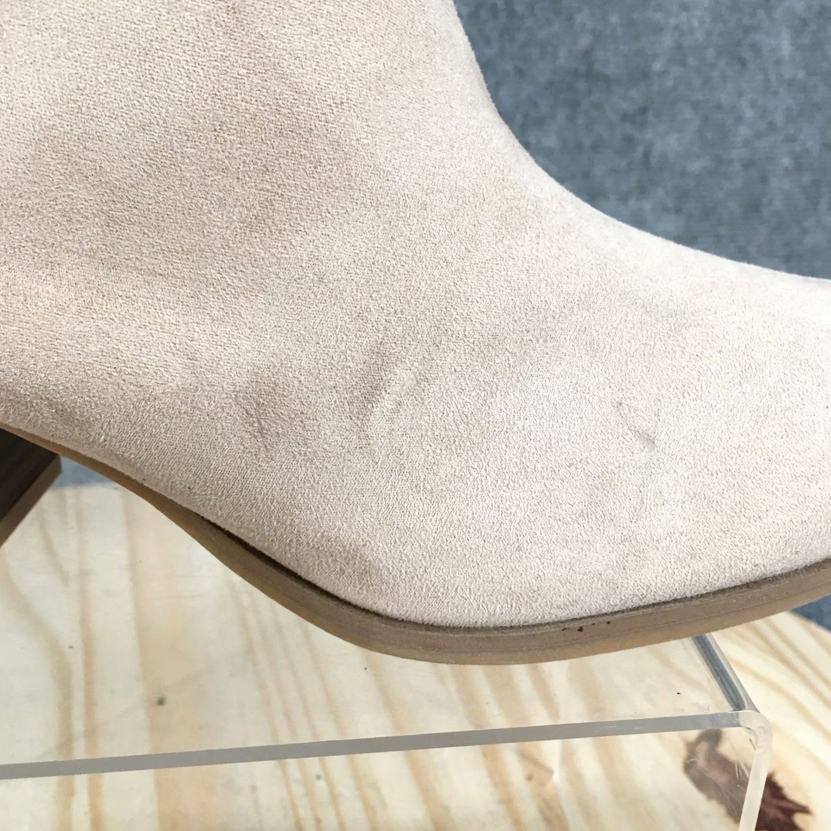 Old Navy Old Navy Boots Womens 8 Casual Side Zip Ankle Booties Beige Faux Suede Heels Size US 8 / IT 38 - 4 Thumbnail