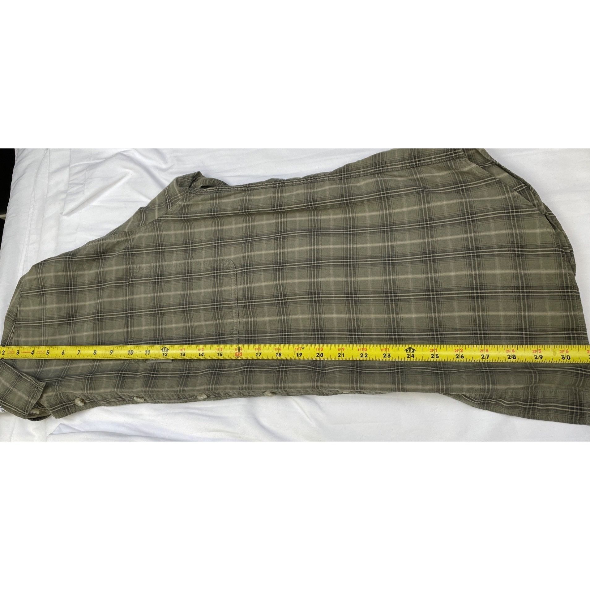 Columbia Columbia Men's Green Plaid Long Sleeve Button Up Shirt Size Size US L / EU 52-54 / 3 - 10 Thumbnail
