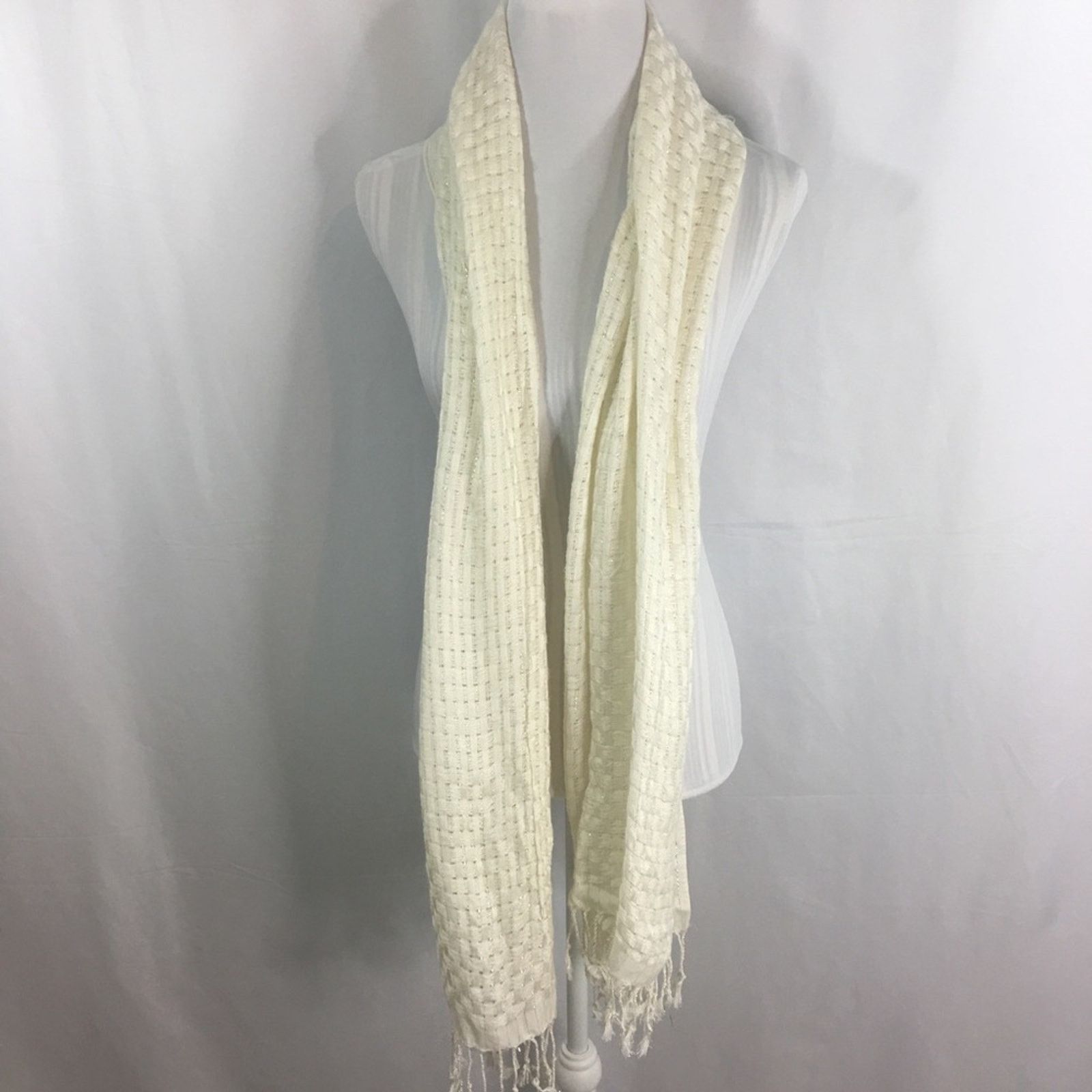 Apt. 9 NWT Apt. 9 Women's Scarf Fringe Ends Ivory Silver Size ONE SIZE - 3 Thumbnail