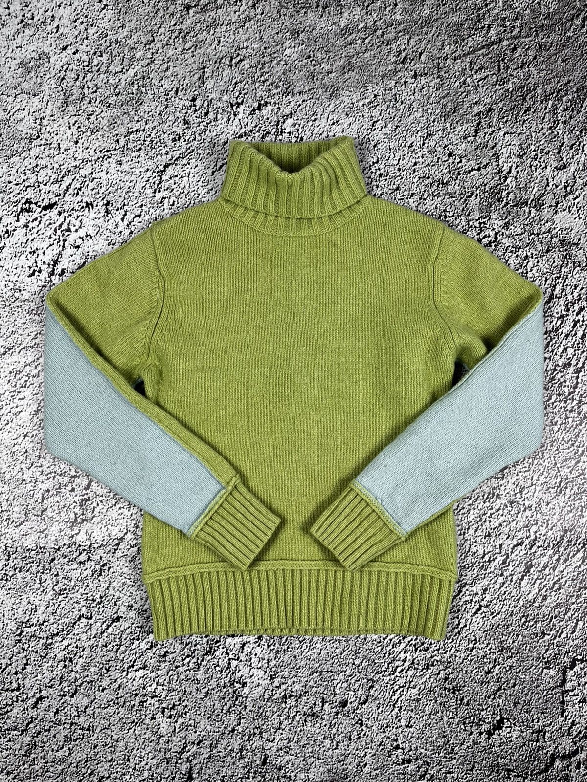 Vintage green selling turtleneck sweater y2k