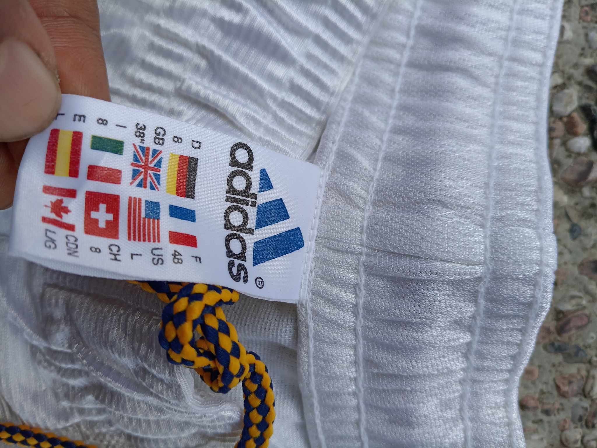 Adidas Vintage Adidas Real Madrid shorts size 32-38 Size US 36 / EU 52 - 6 Thumbnail
