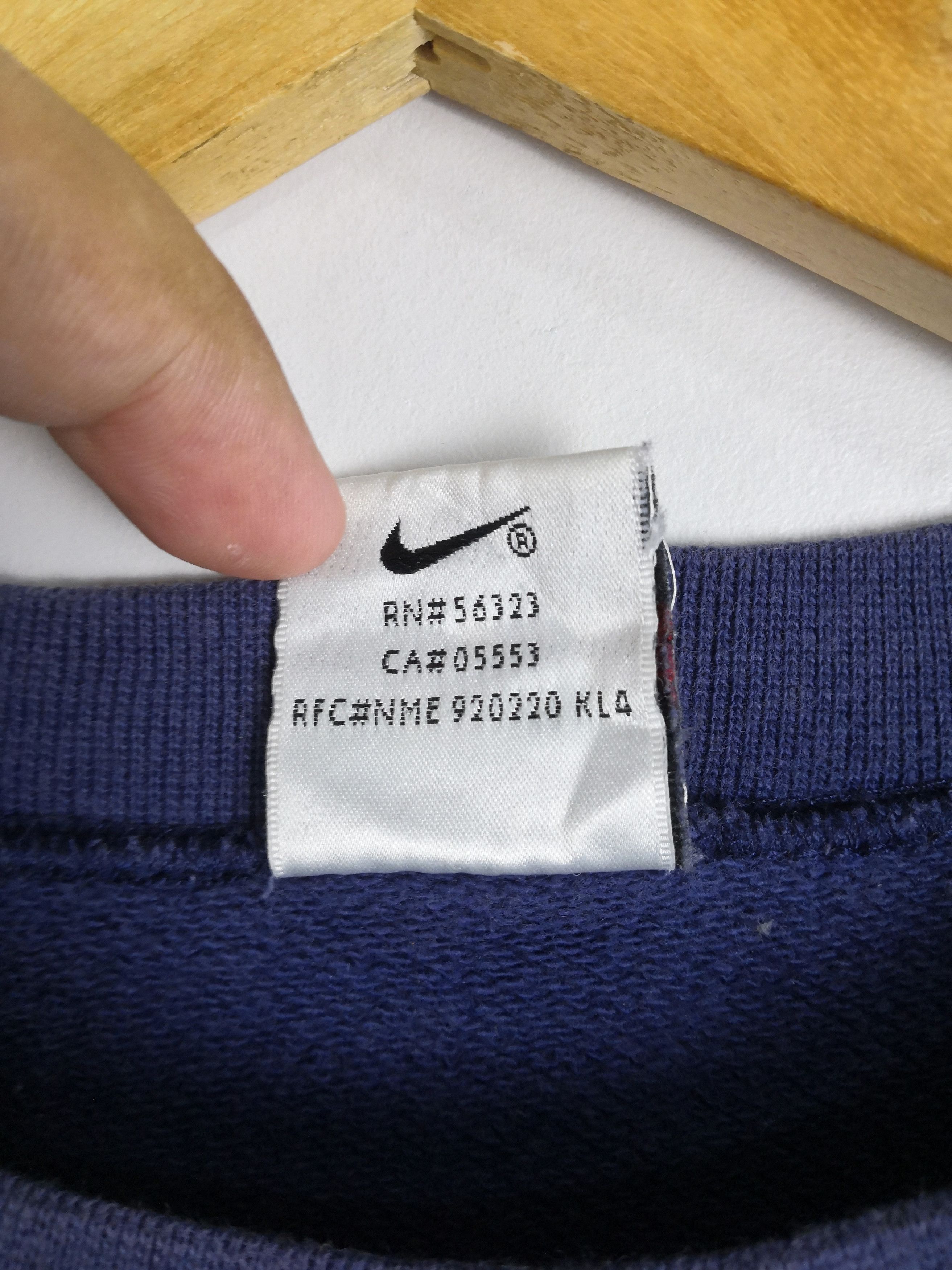 Nike Vintage 90s Nike Sweatshirt Big Logo Nike Sweater Size US M / EU 48-50 / 2 - 6 Thumbnail
