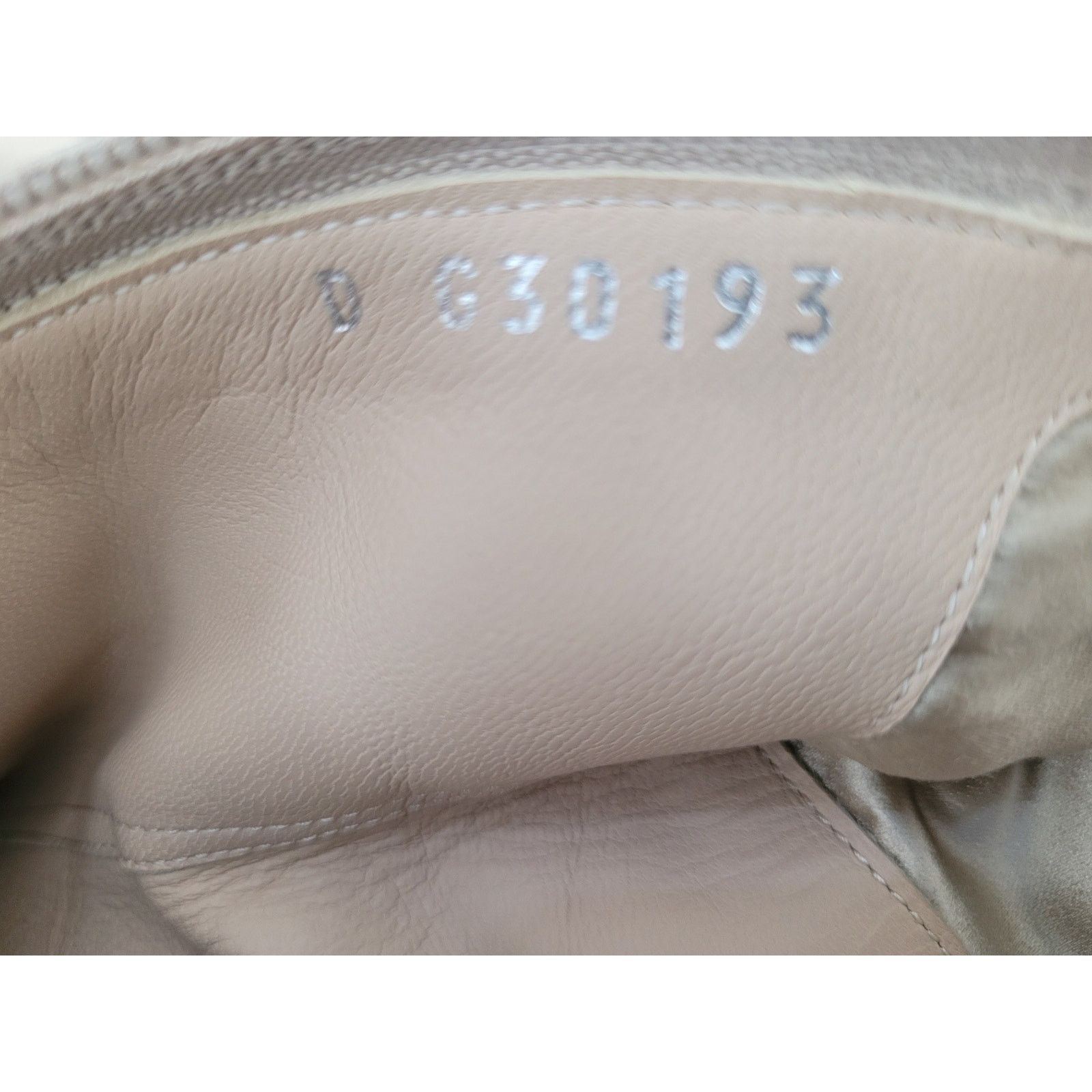 Chanel Chanel Beige Leather Paris Dallas Thigh High Boots Sz. 40 Size US 9 / IT 39 - 19 Thumbnail