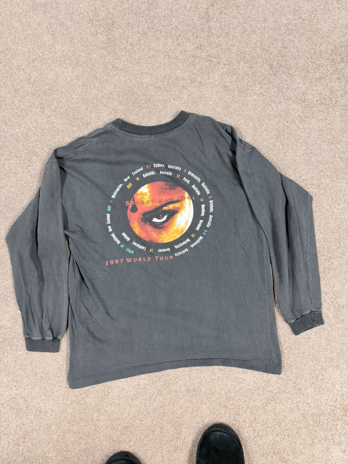 Band Tees 1997 Live Secret Samadhi tour Promo Long sleeve tee Size US L / EU 52-54 / 3 - 3 Thumbnail