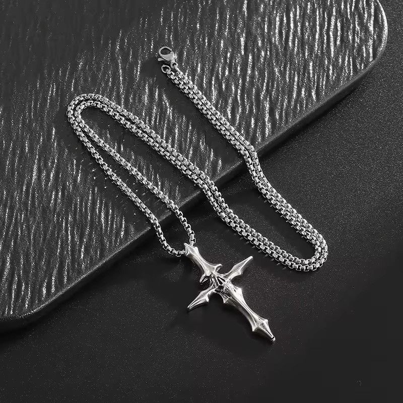 Jewelry × Vintage Retro Gothic Devil Skull Grimace Cross Pendant Necklace Size ONE SIZE - 6 Thumbnail