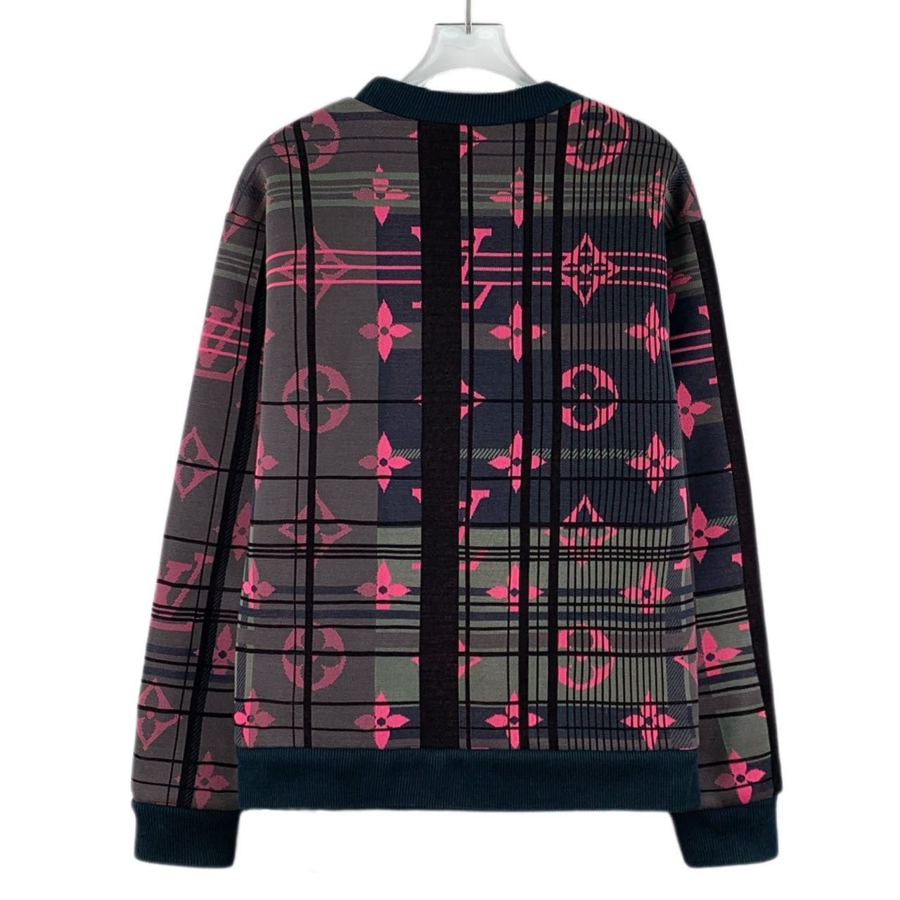 Louis Vuitton Louis Vuitton Monogram Long Sleeve Sweatshirt K26WX Size US XS / EU 42 / 0 - 2 Thumbnail