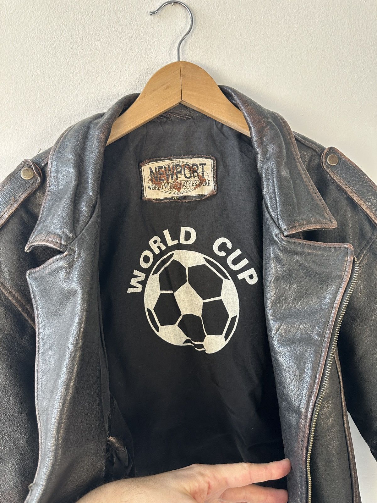 Leather RARE Newport World Cup 1994 Leather Biker Jacket Distressed Size US XL / EU 56 / 4 - 15 Thumbnail