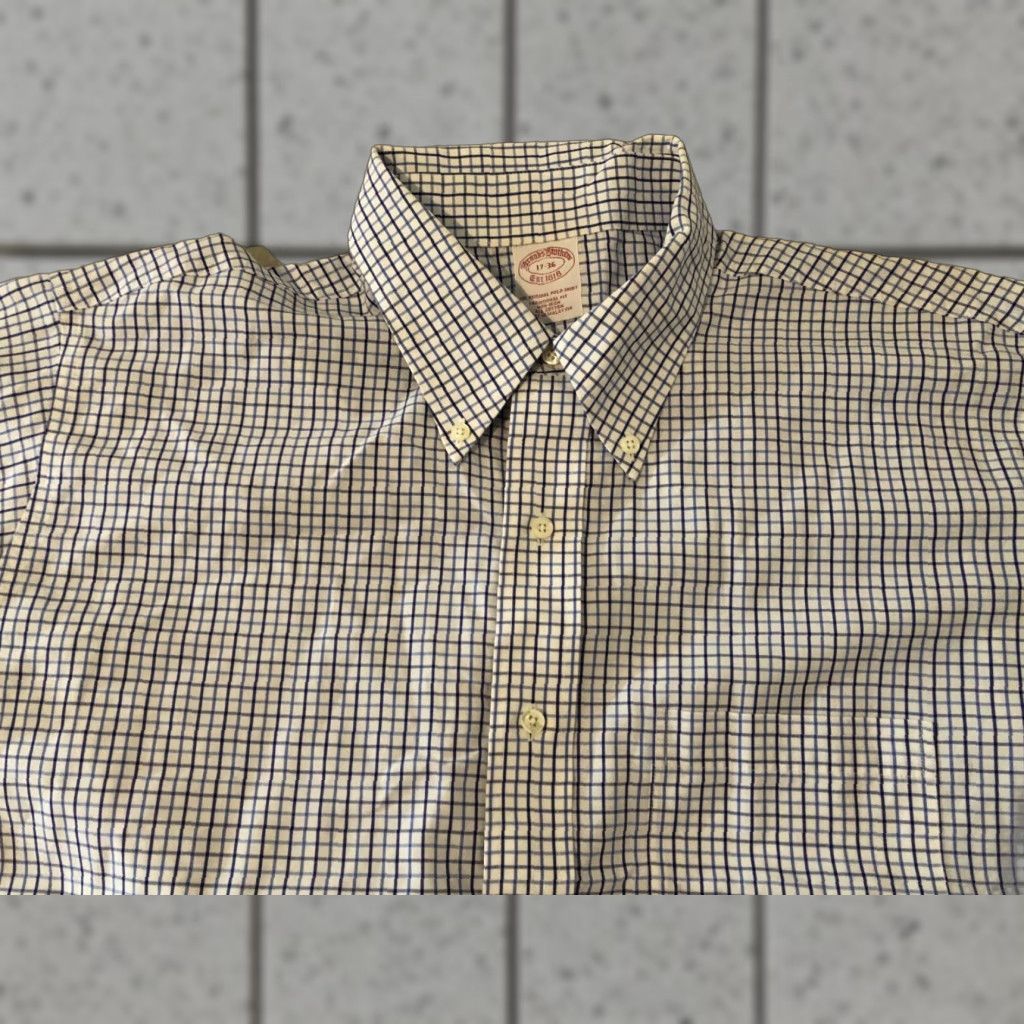Brooks Brothers Brooks Brothers Dress Shirt Mens 17 36 White Blue Cotton Button Size 46R - 1 Thumbnail