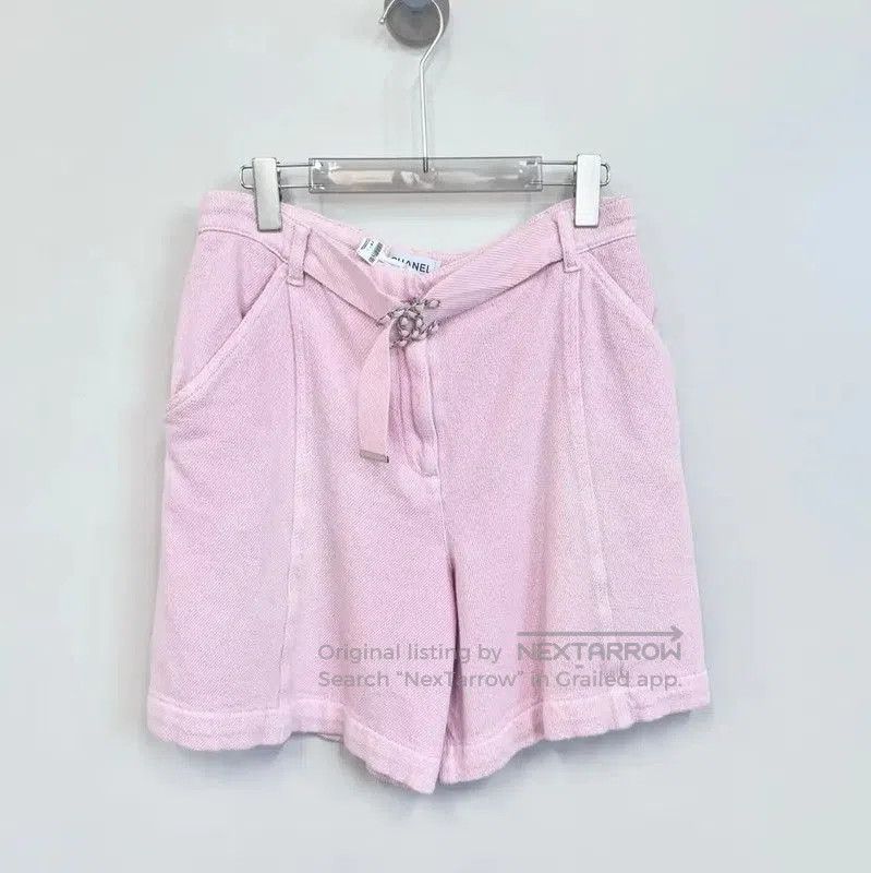 Chanel Chanel Pink Women's Shorts Size S . Size 23" - 1 Thumbnail