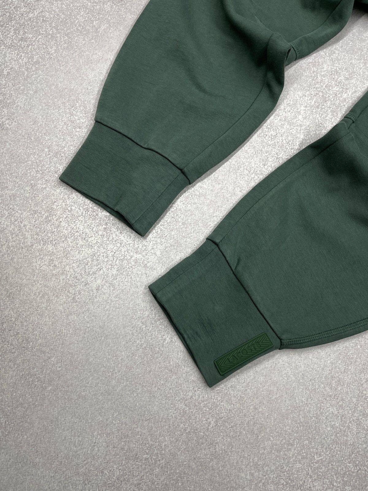 Lacoste Womens Lacoste Sweatpants Green Double Logo Size 26" / US 2 / IT 38 - 9 Thumbnail
