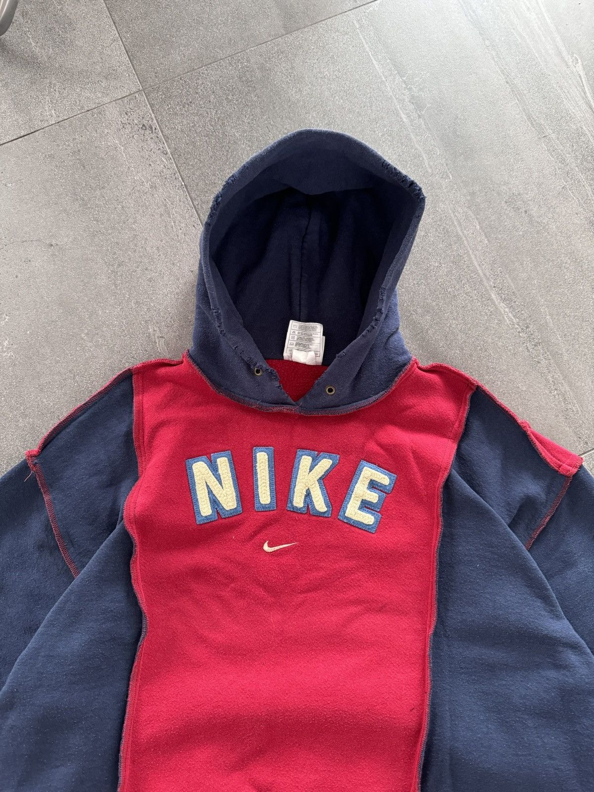 Nike VINTAGE 90s Reworked 1of1 DECONSTRUCTED BIG LOGO NIKE HOODIE Size US M / EU 48-50 / 2 - 2 Thumbnail