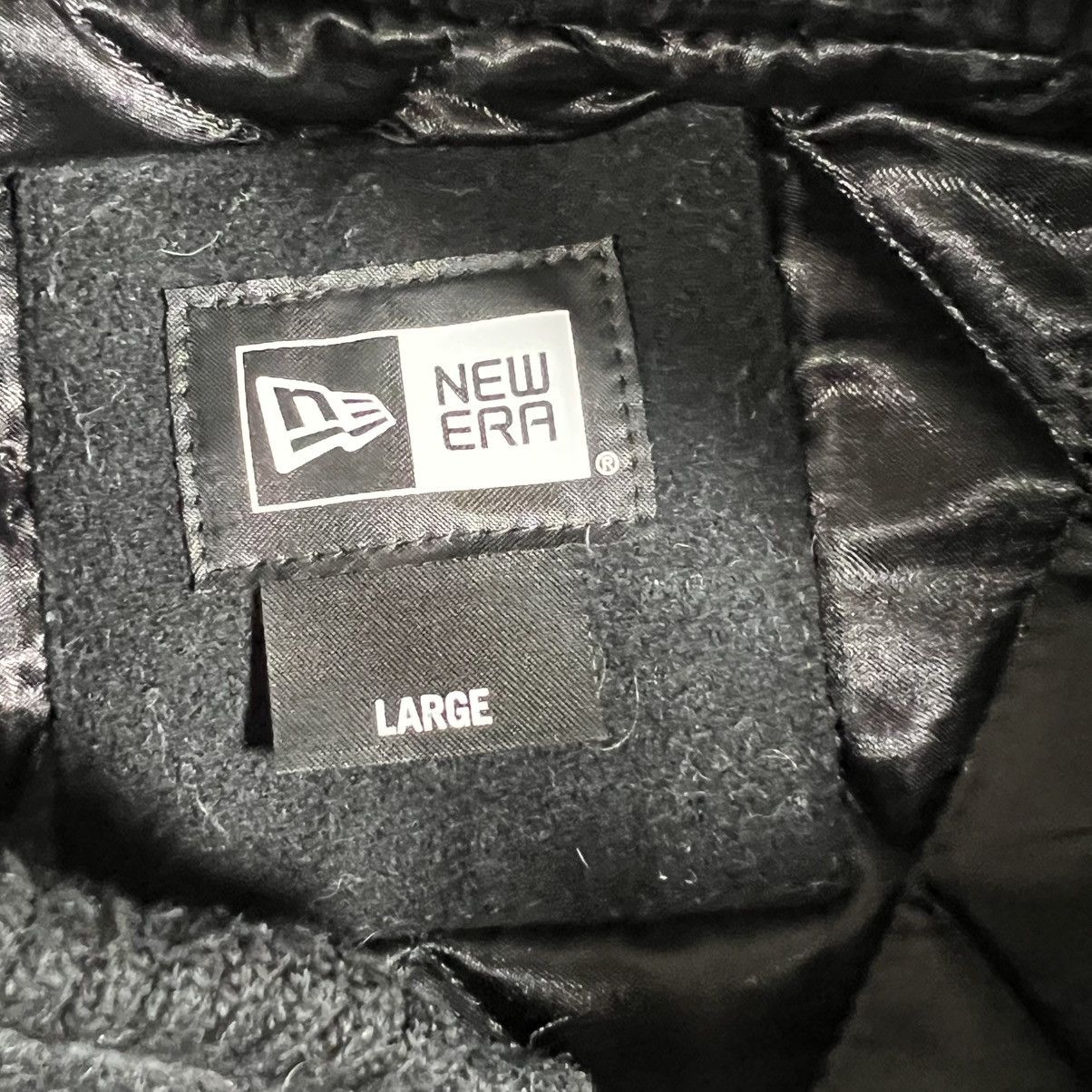 New Era New Era Varsity Jacket Spell Out Letterman Coat Men L Black Size US L / EU 52-54 / 3 - 4 Thumbnail