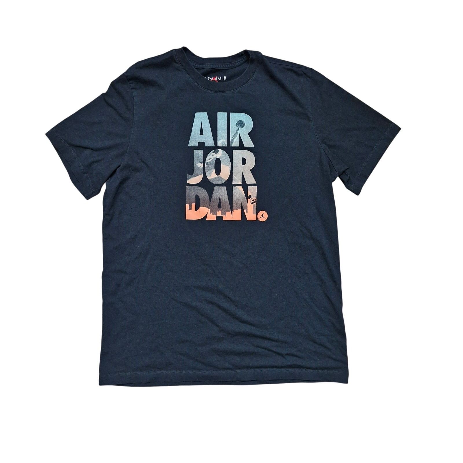 Jordan Brand Air Jordan Radiant Graphic T-Shirt Men’s L Black Jumpman Size US L / EU 52-54 / 3 - 1 Thumbnail