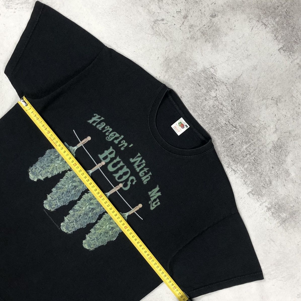 Vintage Hanging With My Buds Weed Graphic Tee Size US XL / EU 56 / 4 - 15 Thumbnail
