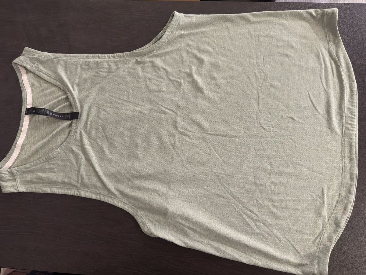 Lululemon License to Train Tank Top Size US L / EU 52-54 / 3 - 1 Thumbnail