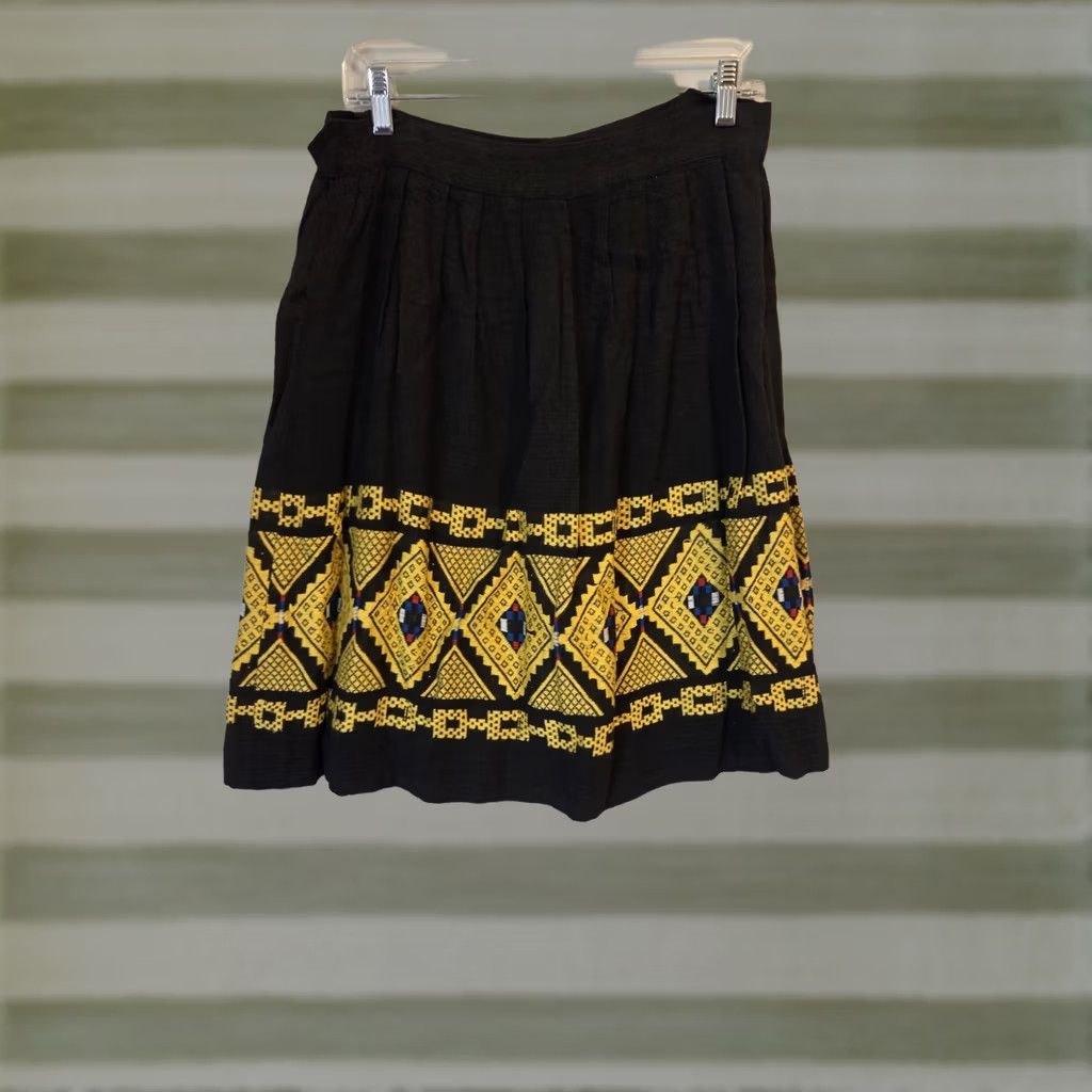 Vintage VINTAGE 60s Black Embroidered Handmade Mexican Mini Skirt L Womens/Hips Look 1960s Decade Skirt Black Embroidered Mexican Mini Skirt L Mens? Size 36" / US 14 / IT 50 - 1 Thumbnail