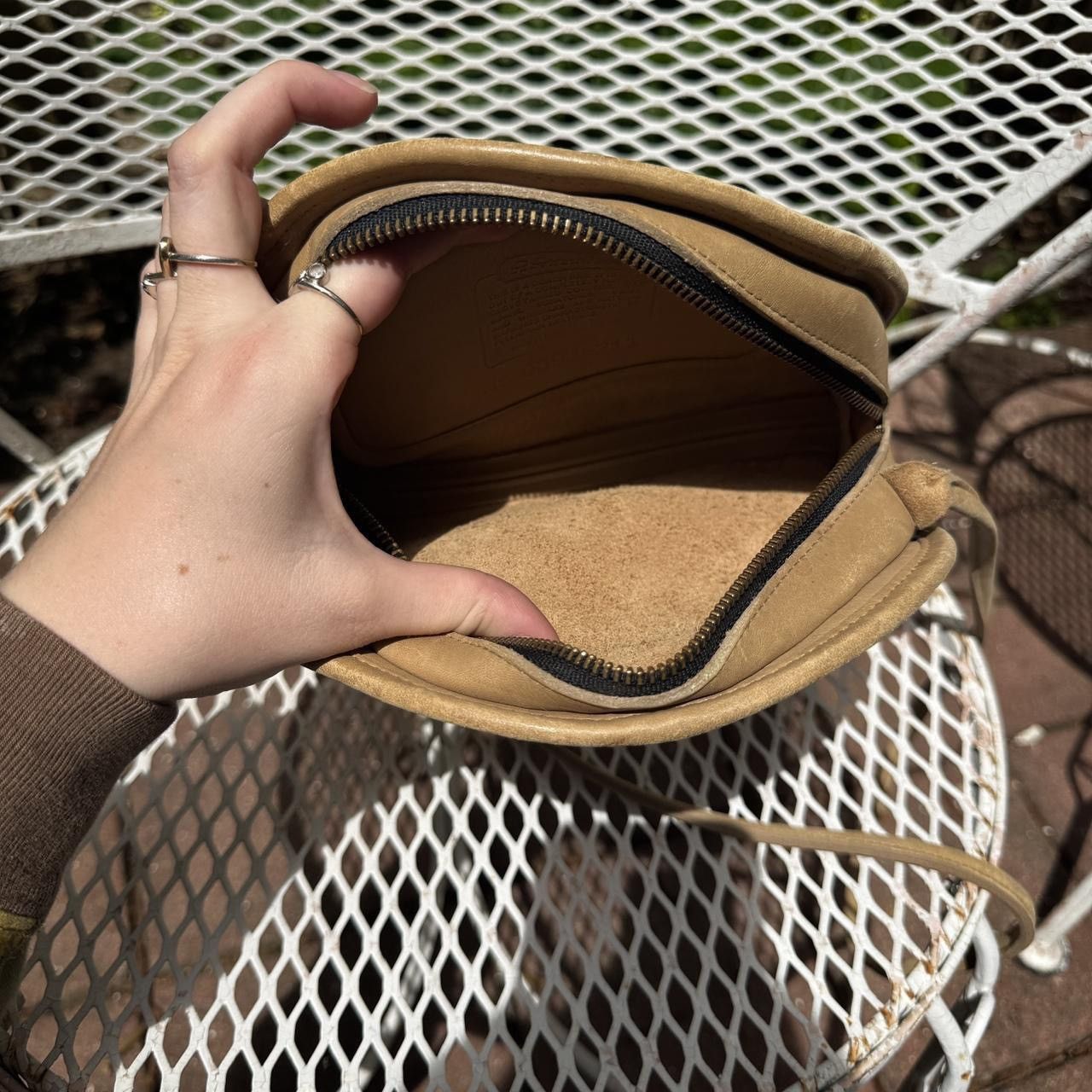 Coach Vintage 90’s Coach Tan Leather Crossbody Size ONE SIZE - 6 Thumbnail