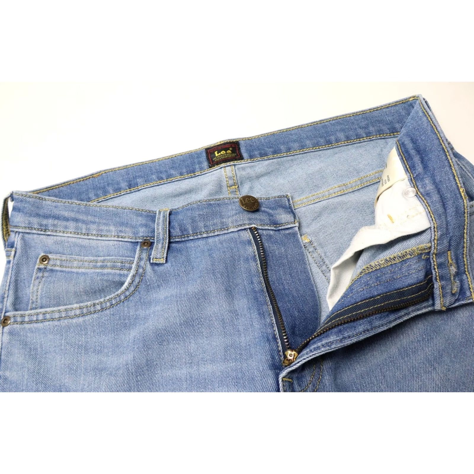 Lee Lee Luke Jeans Men's Light Blue Denim W32/L34 Stretched Zip Fly Faded Whiskers Size US 32 / EU 48 - 4 Thumbnail