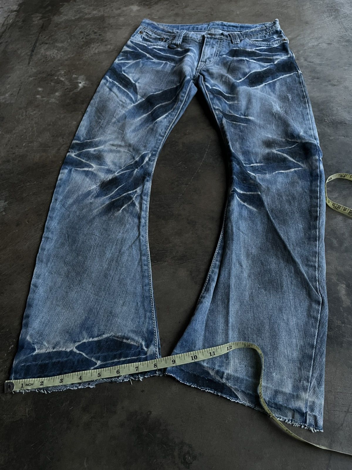 Tornado Mart JAPANESE BUFFALO BOBS DENIM CURVE FLARE FADE PANTS STYLE Size US 30 / EU 46 - 16 Thumbnail