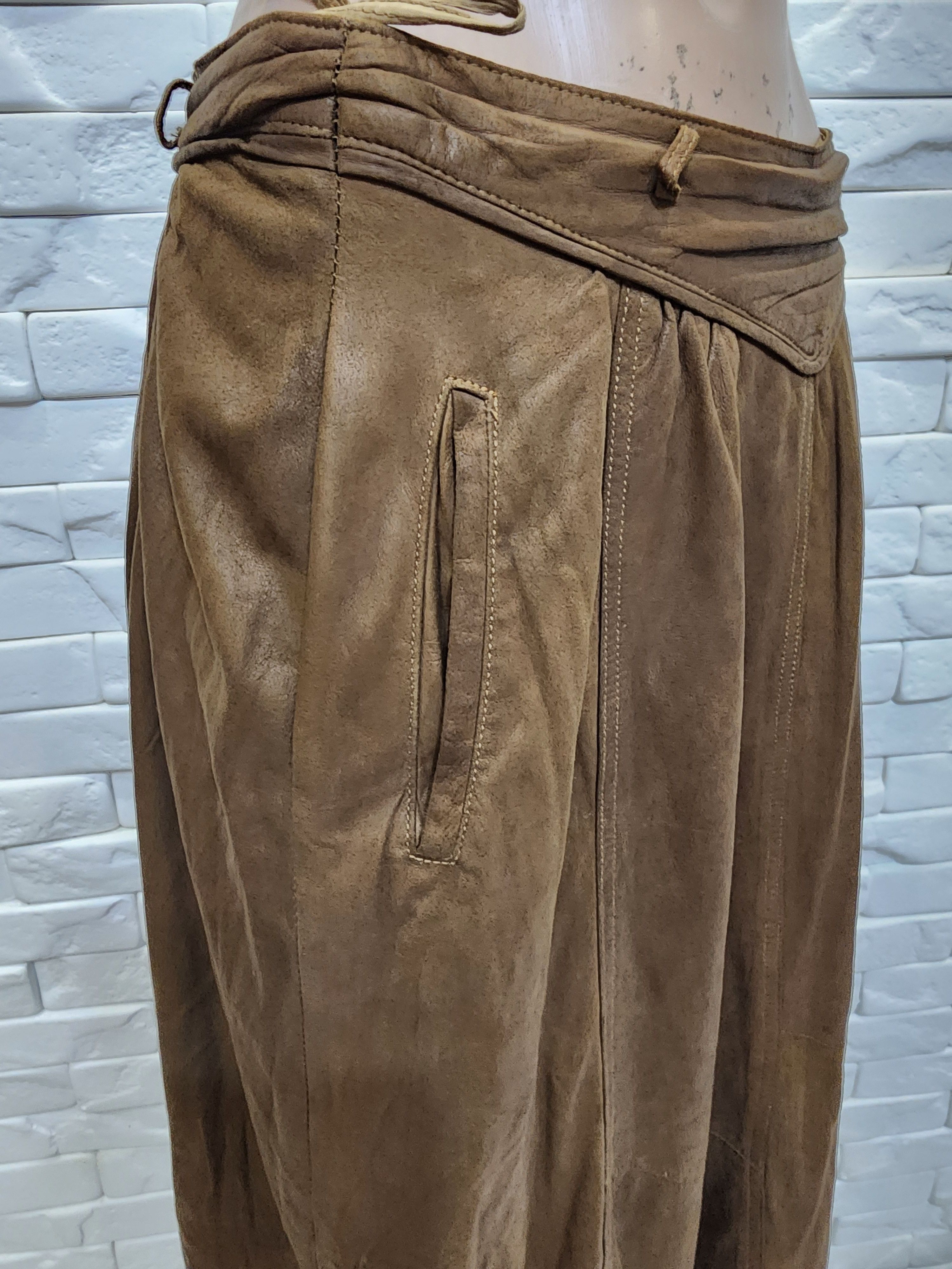 Genuine Leather Leather skirt made of thin leather. Size 28" / US 6 / IT 42 - 10 Thumbnail