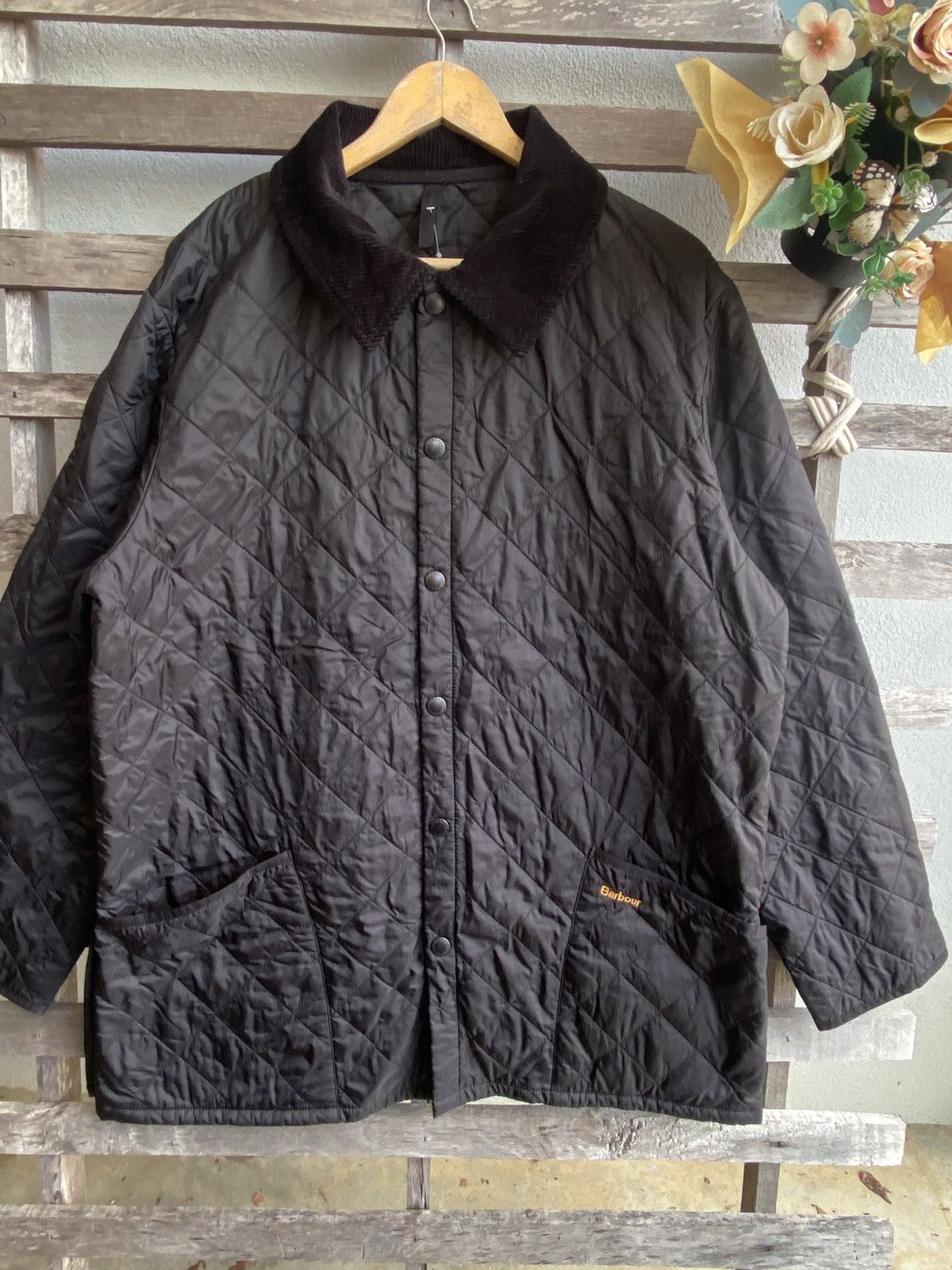 Barbour Barbour Liddesdale quilted jacket with a corduroy collar Size US XL / EU 56 / 4 - 2 Thumbnail