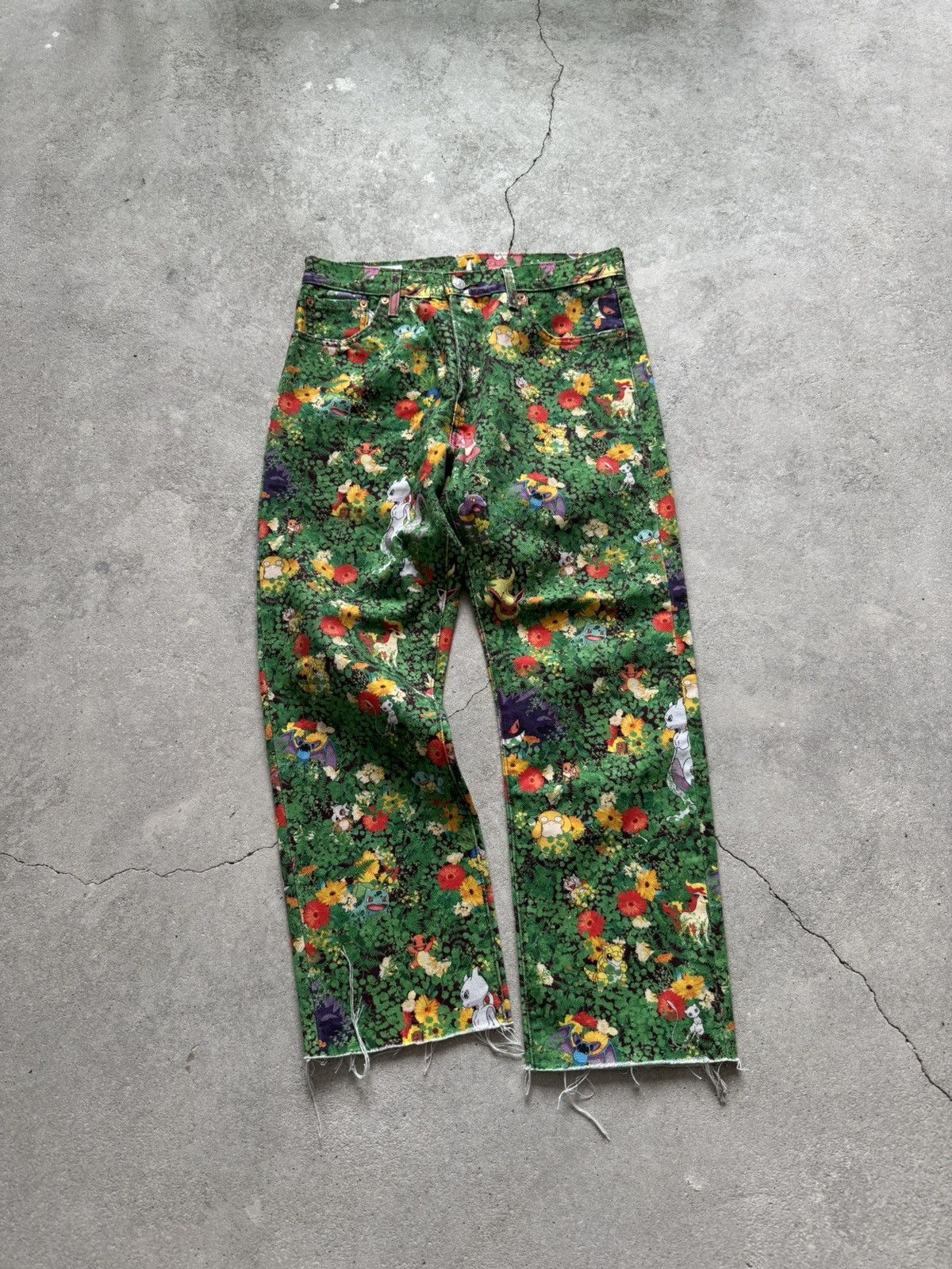 Levi's × Pokemon Levi’s x Pokemon Denim Jeans Size US 30 / EU 46 - 6 Thumbnail