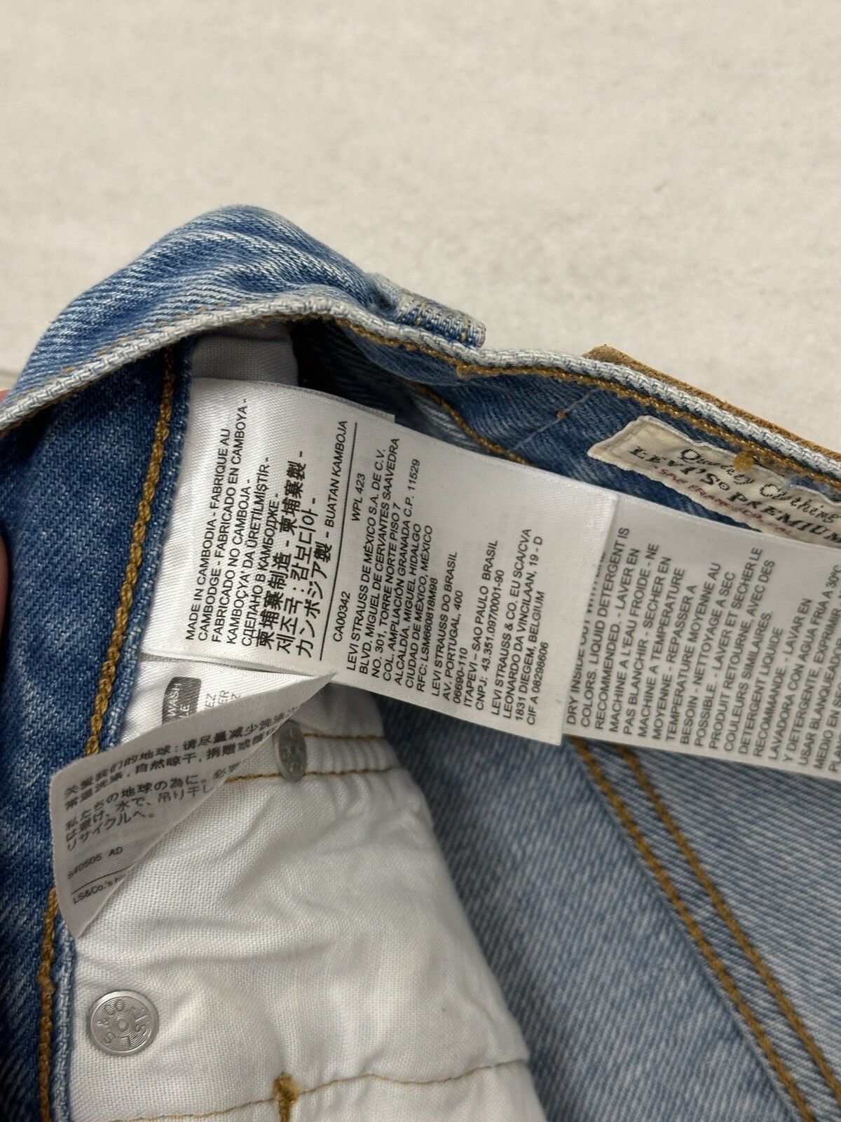 Levi's Levis 501 Womens Denim Blue Shorts Size 28 Size 28" / US 6 / IT 42 - 11 Thumbnail