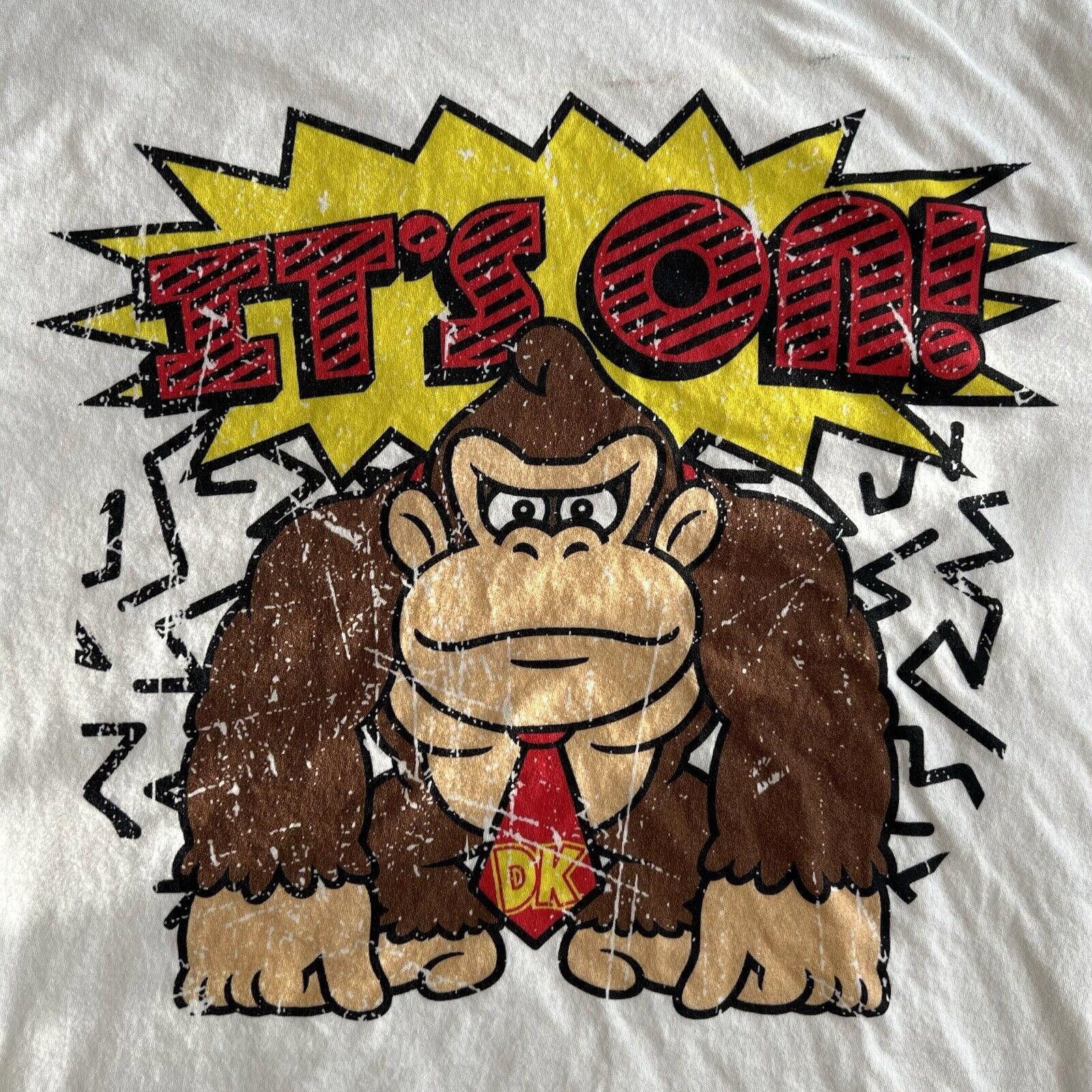 Nintendo It's On! Donkey Kong Super Mario Nintendo Retro T Shirt L Size US L / EU 52-54 / 3 - 2 Thumbnail