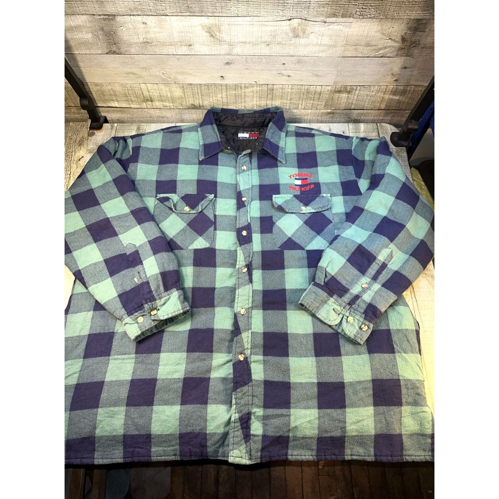 Tommy Hilfiger VINTAGE Tommy Hilfiger Flannel Shirt 3XL Green Long Sleeve Lined Stitch Logo Men 1990s Size US XXL / EU 58 / 5 - 2 Thumbnail