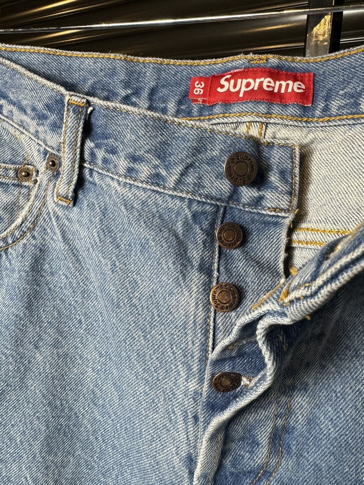 Supreme Supreme Blue Star Washed Denim Jeans - 36 Size US 36 / EU 52 - 6 Thumbnail
