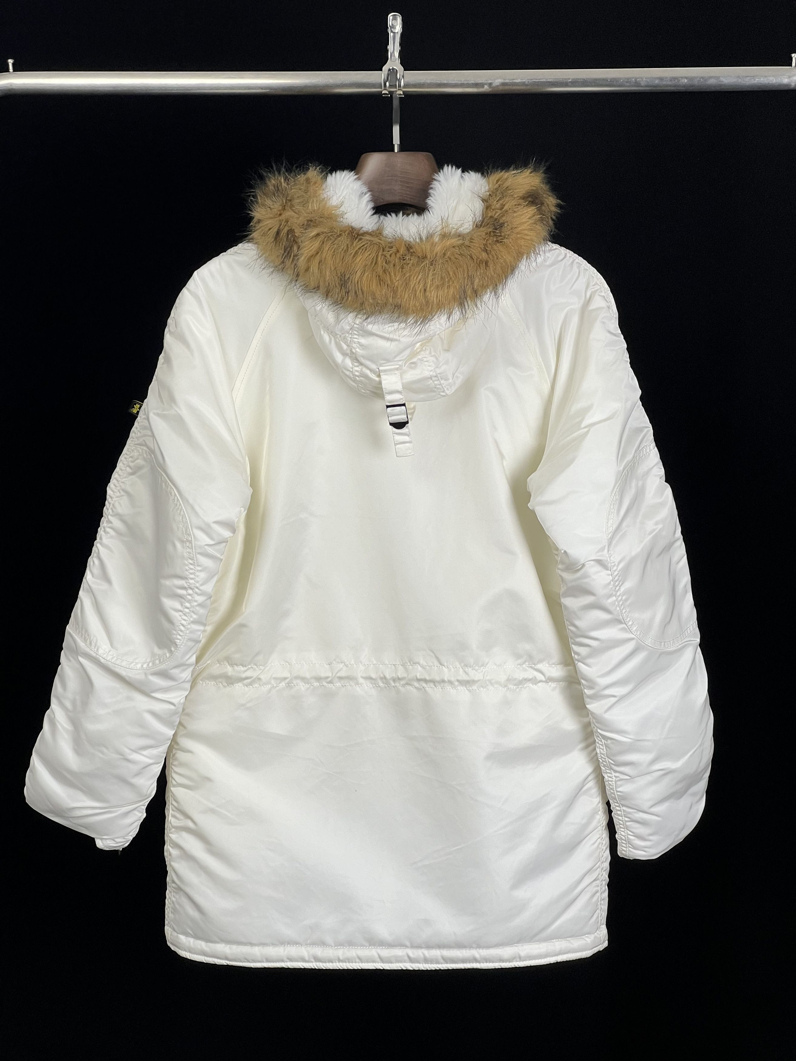 Alpha Industries Brand New Alpha Industries N-3B SLIM FIT PARKA Size S Size US S / EU 44-46 / 1 - 5 Thumbnail