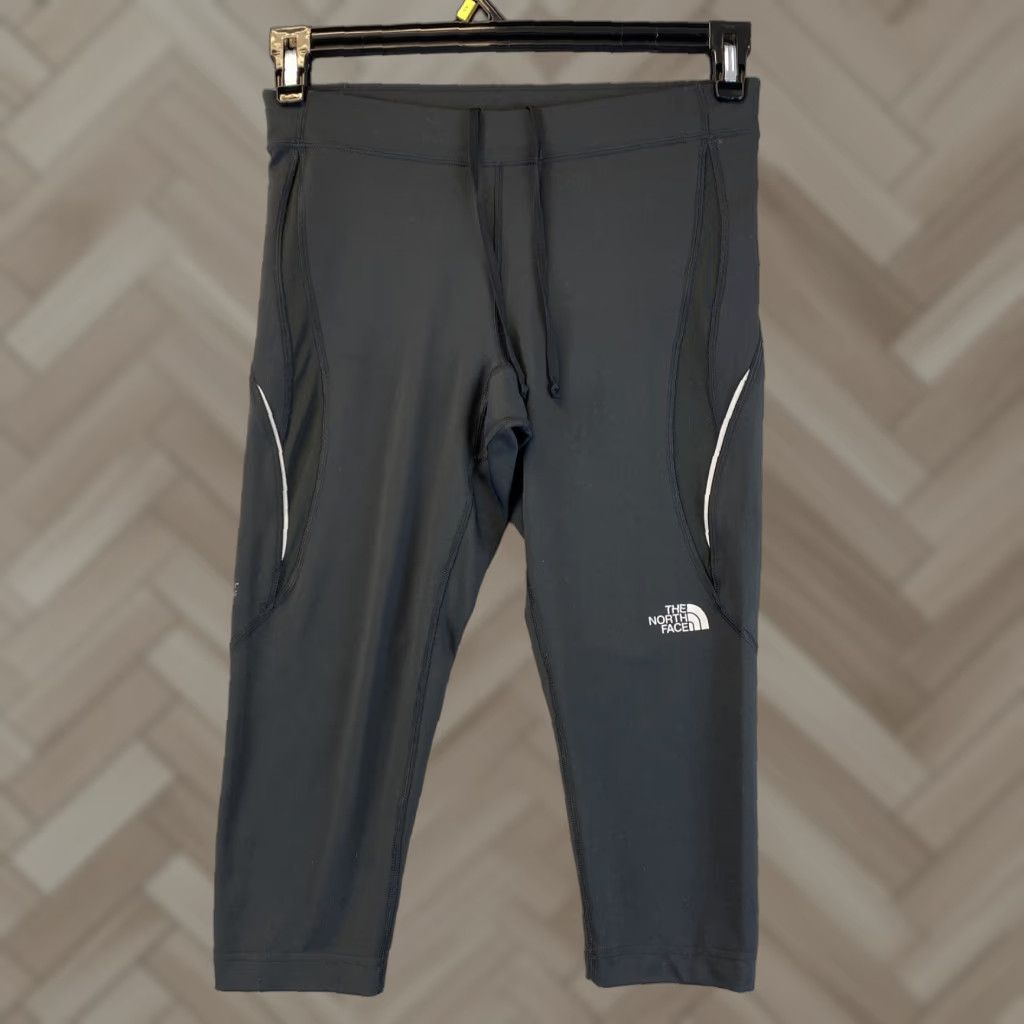 The North Face VINTAGE The North Face Women's Cropped Leggings M Black Activewear Sports Fitness 90s Size 32" / US 10 / IT 46 - 1 Thumbnail