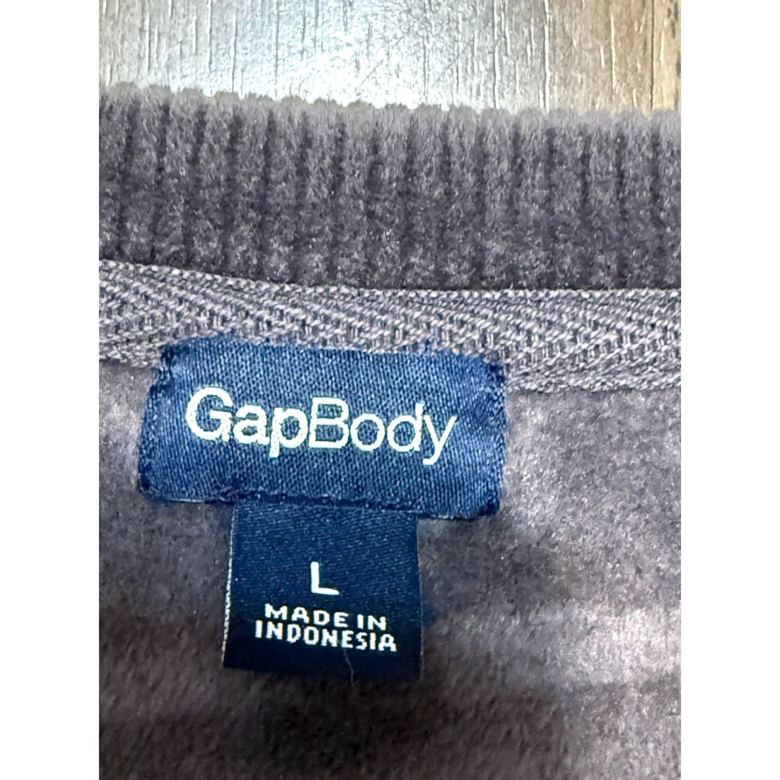 Gap GapBody Shirts Women L Gray Velvet Long Sleeve V-Neck Stretch Casual Basic Modern Womens Size L / US 10 / IT 46 - 5 Thumbnail