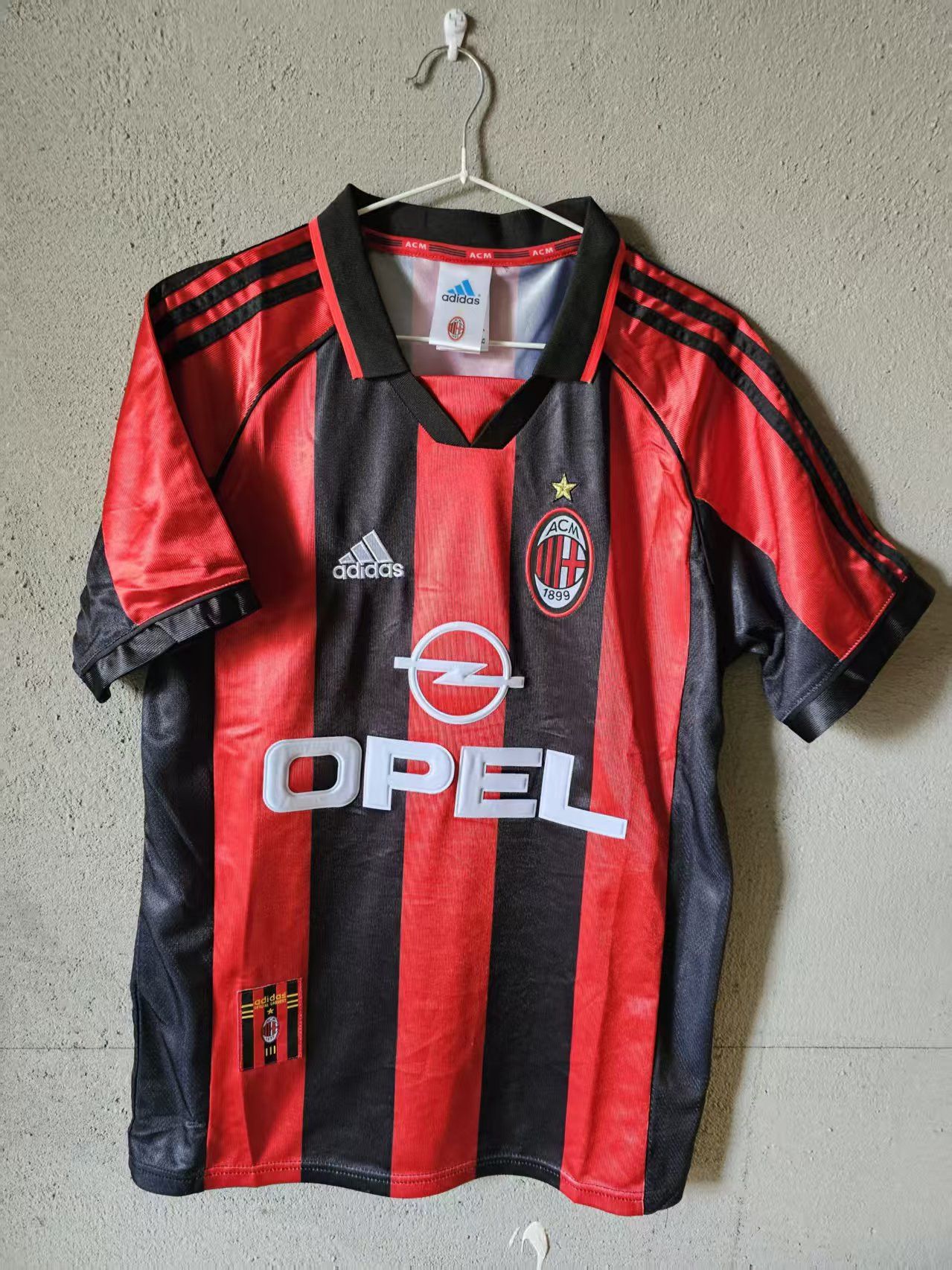 Other 1998 2000 AC Milan Jersey Home Size US L / EU 52-54 / 3 - 1 Thumbnail