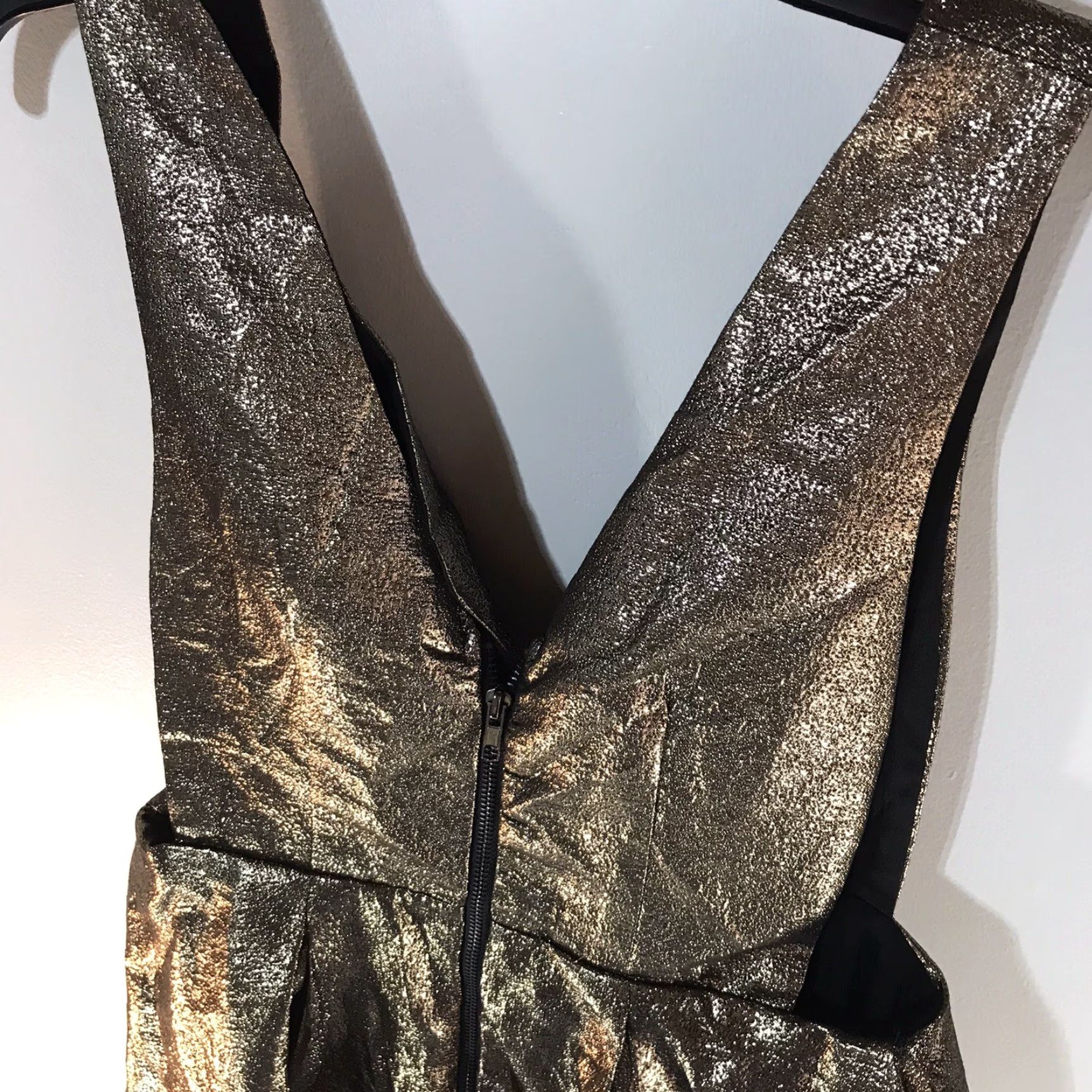 B Sides VINTAGE Hot & Delicious Women's Dress Mini Sleeveless V-Neck Gold Formal Party L Size L / US 10 / IT 46 - 4 Thumbnail