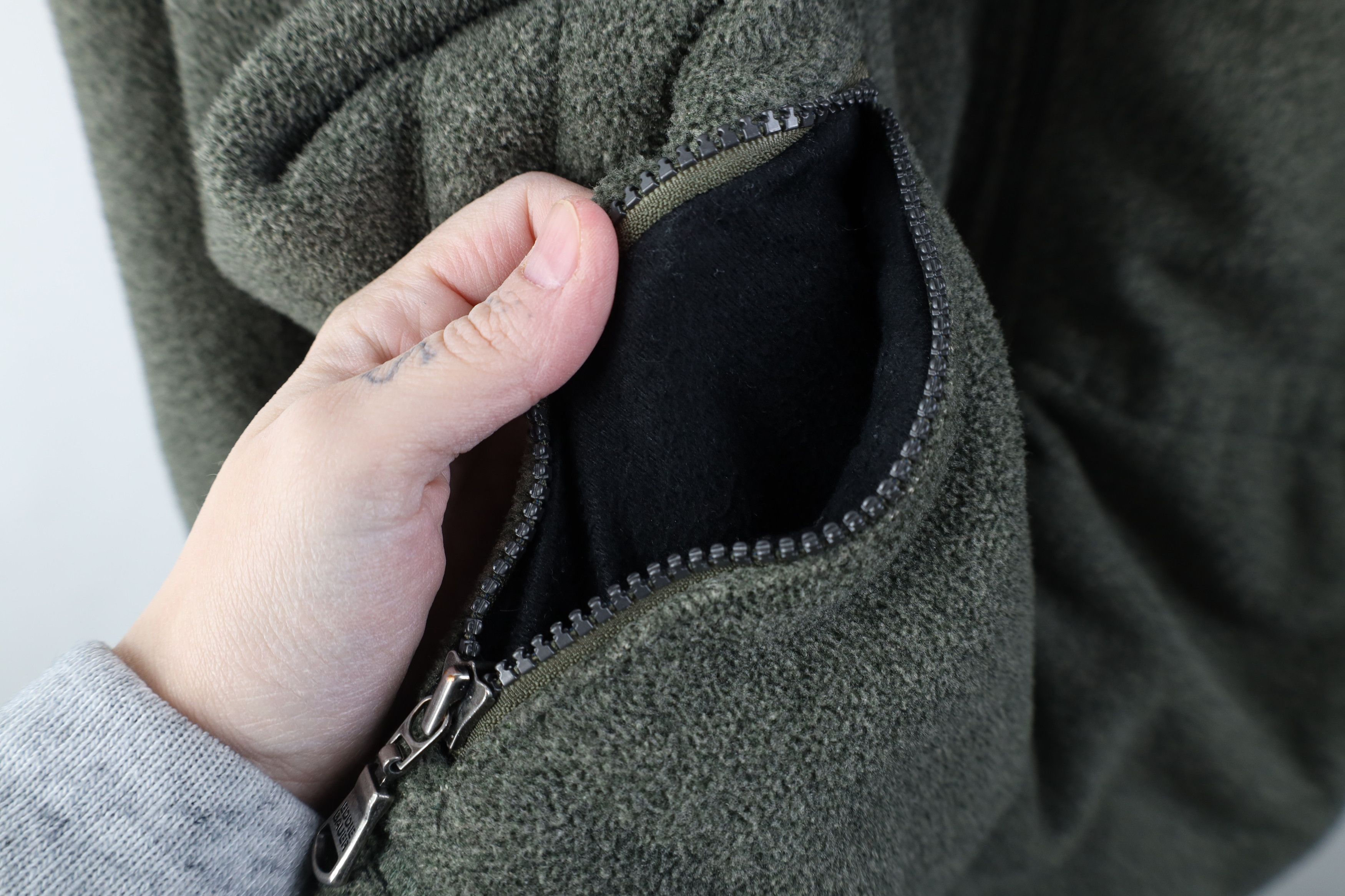 Eddie Bauer Vintage 90s Eddie Bauer Full Zip Jacket Green Polyester Size US XXL / EU 58 / 5 - 5 Thumbnail