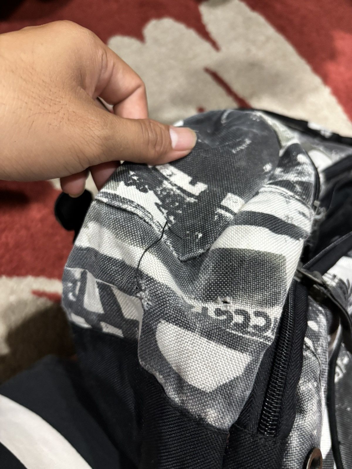 Oakley Oakley Skull Bag Y2K 2000s Size ONE SIZE - 7 Thumbnail