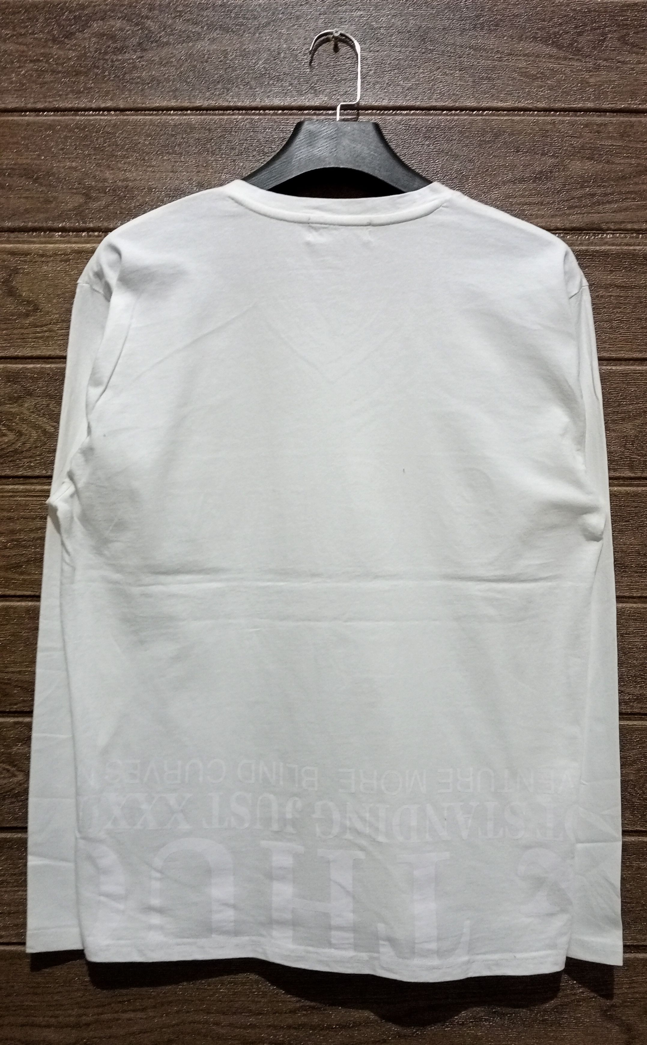 In The Attic Vintage In The Attic Homme V-Neck Long Sleeve Tshirt Size US L / EU 52-54 / 3 - 7 Thumbnail