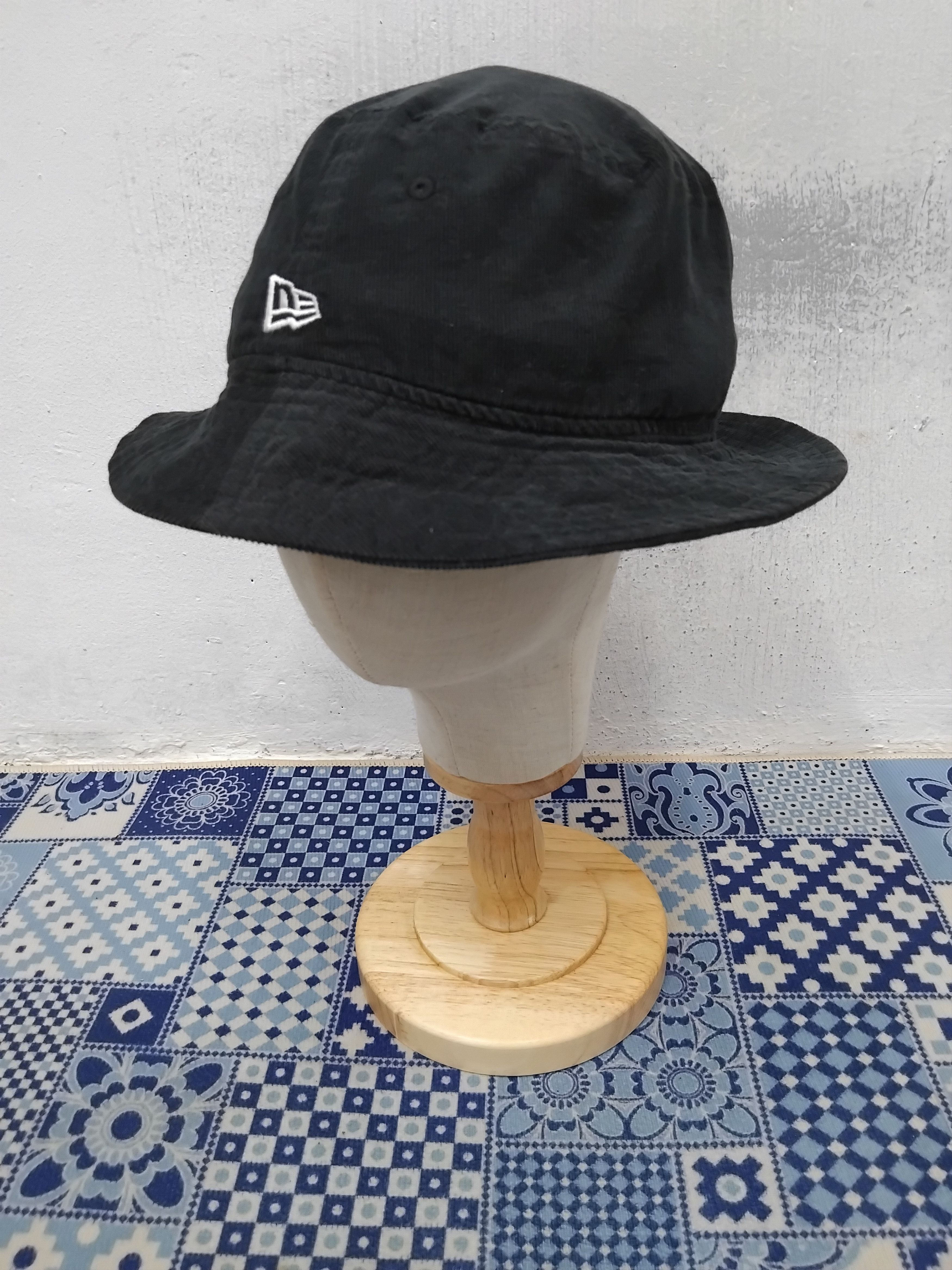 New Era 💥New era black colour hat Size 38 - 4 Thumbnail