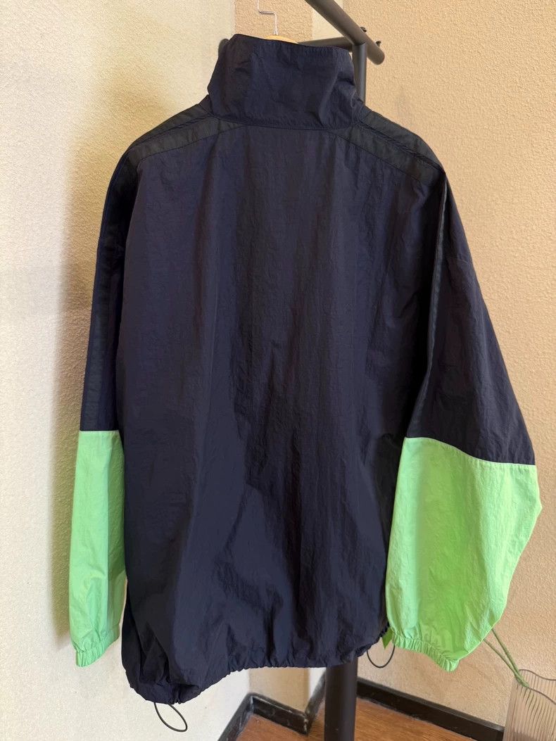 Balenciaga Balenciaga size 34 Black body with fluorescent green stitc Size XS / US 0-2 / IT 36-38 - 2 Thumbnail